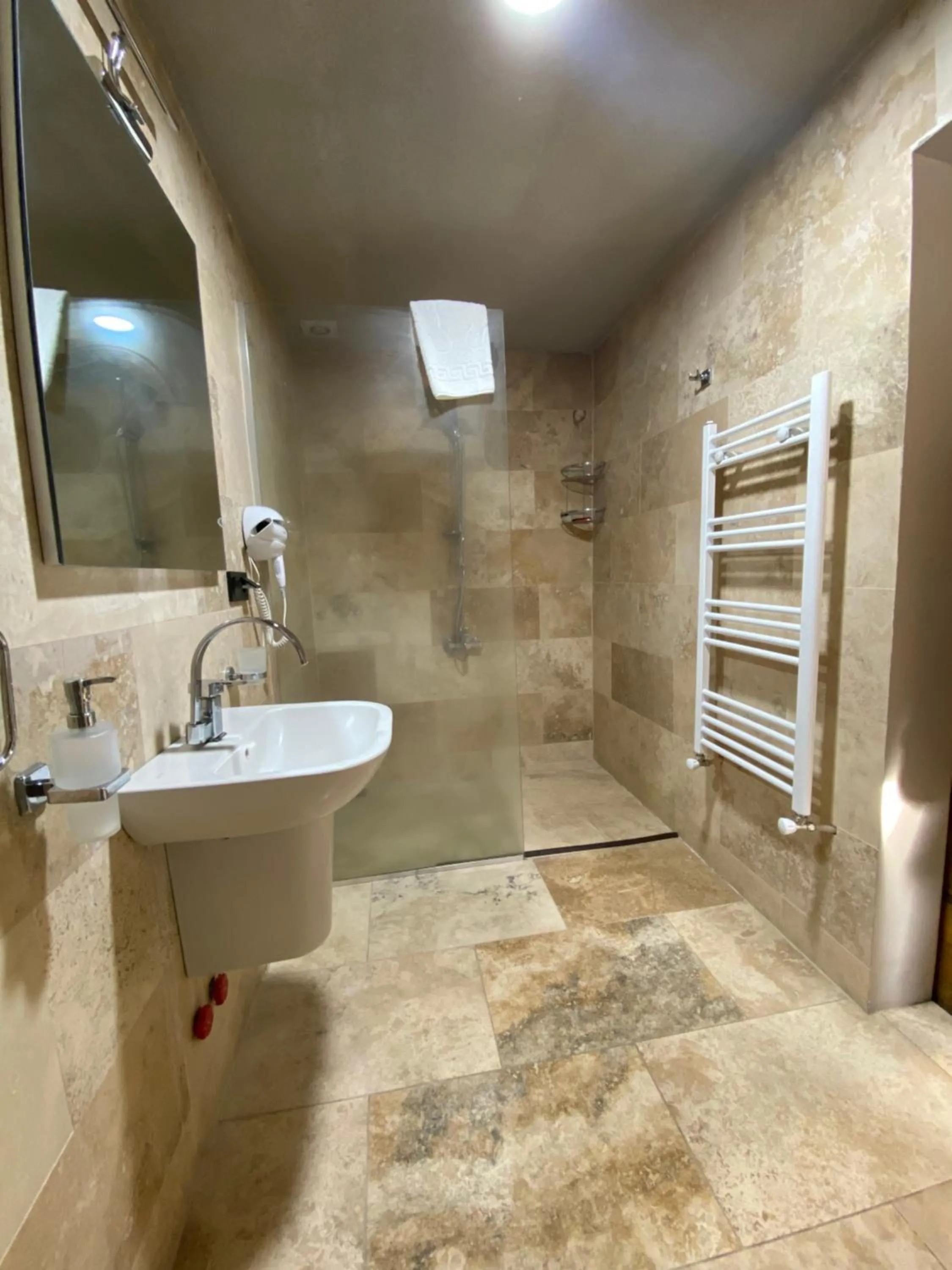 Shower in Adventure Inn Cappadocia