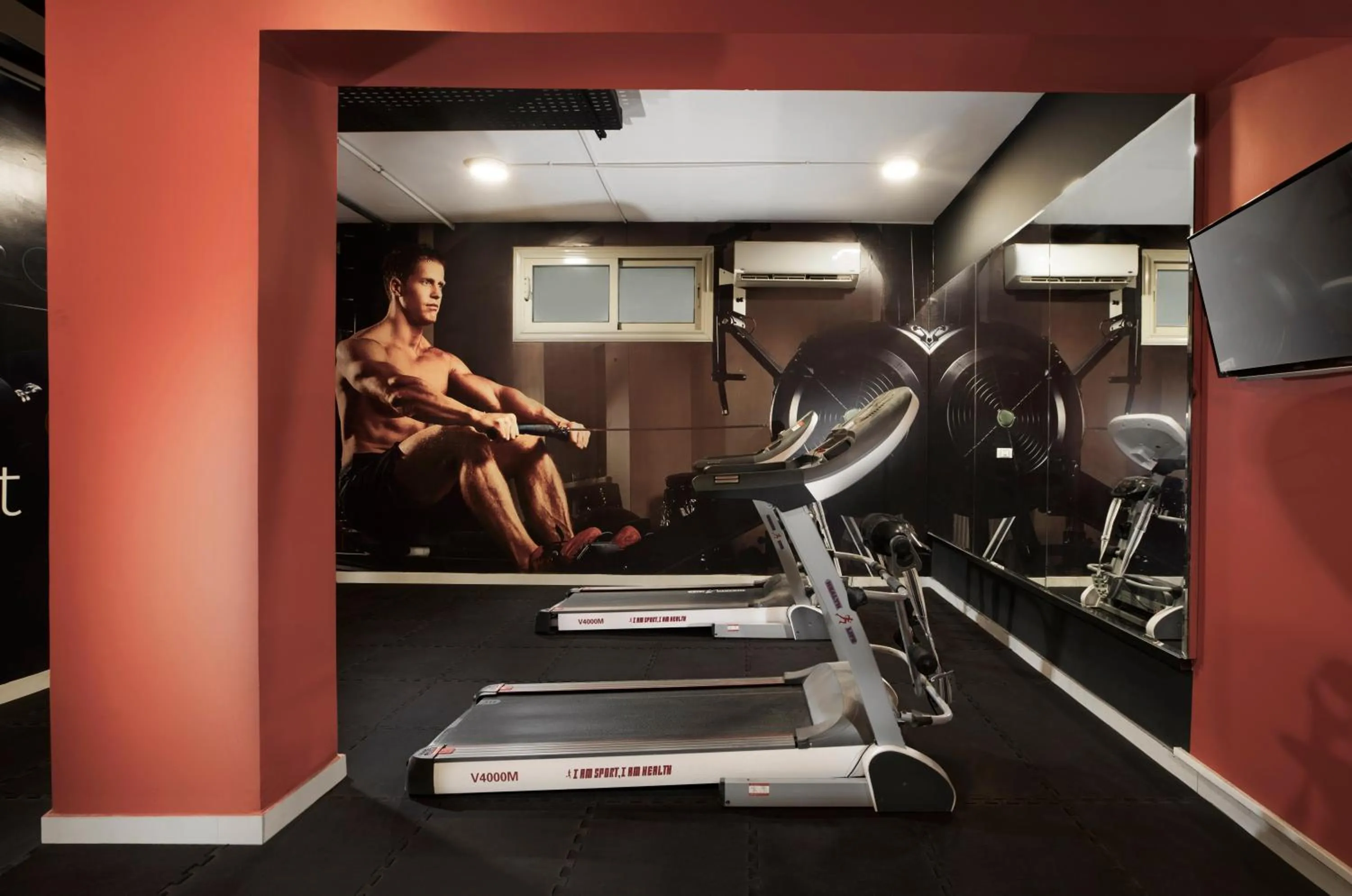 Fitness centre/facilities in Vibotel Residence Hotel Apartments