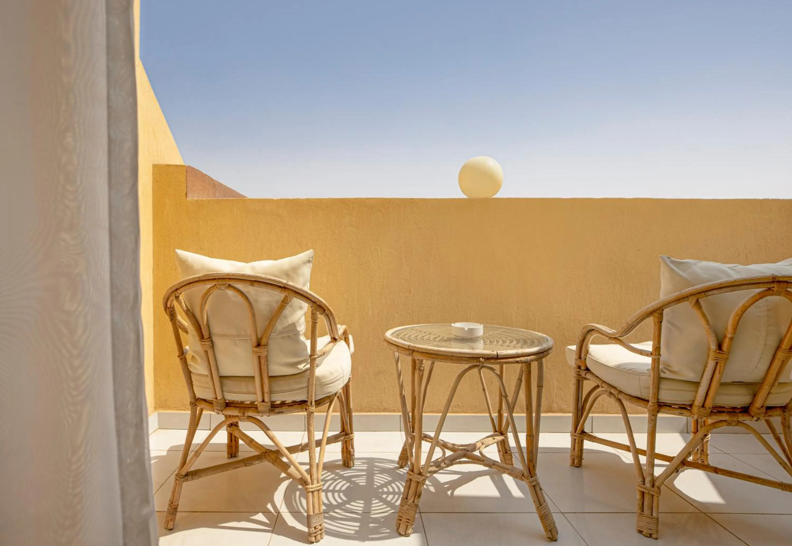 Balcony/Terrace in Vibotel Residence Hotel Apartments