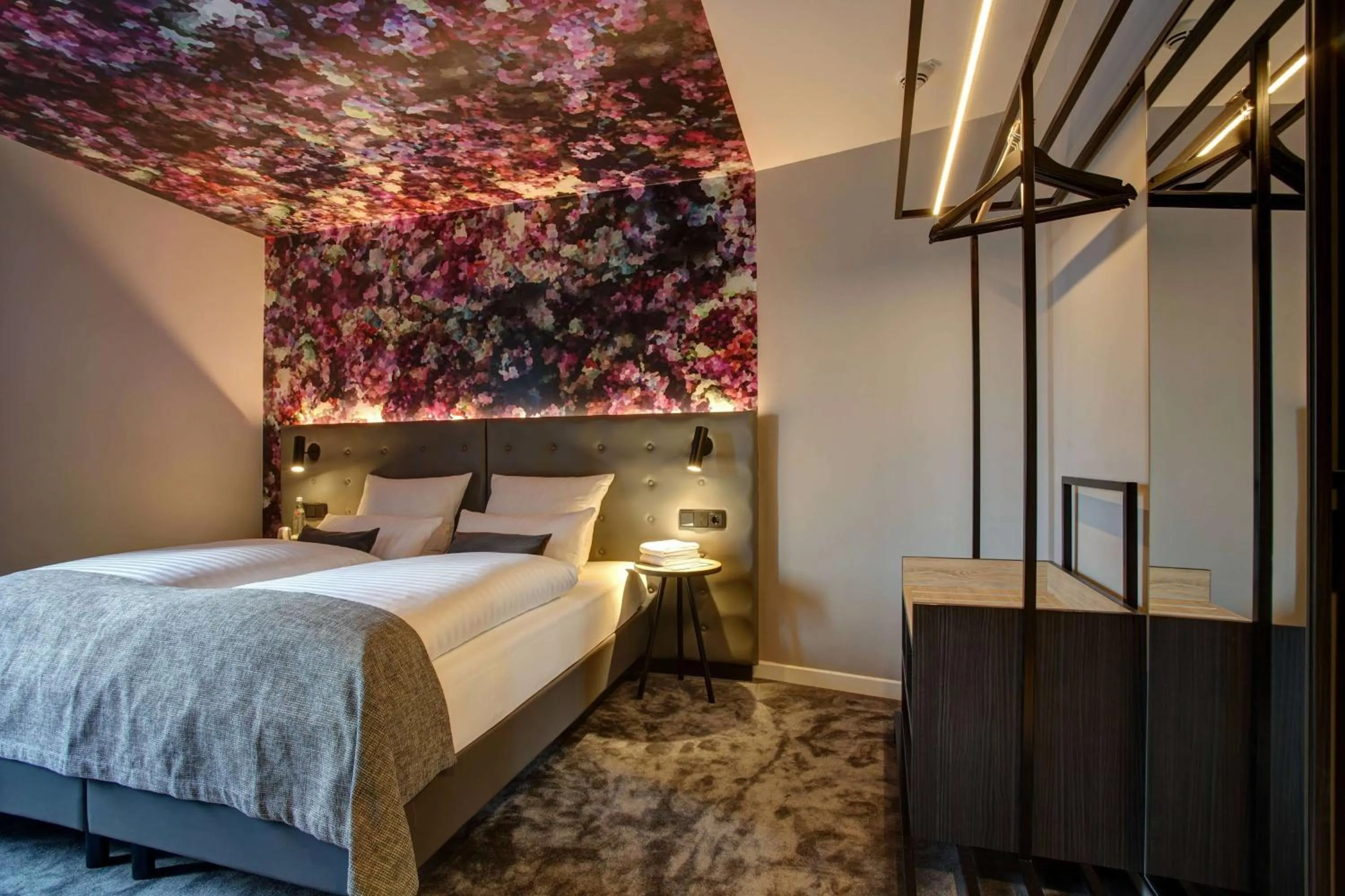 Photo of the whole room, Bed in Vienna House Easy by Wyndham Hamburg City