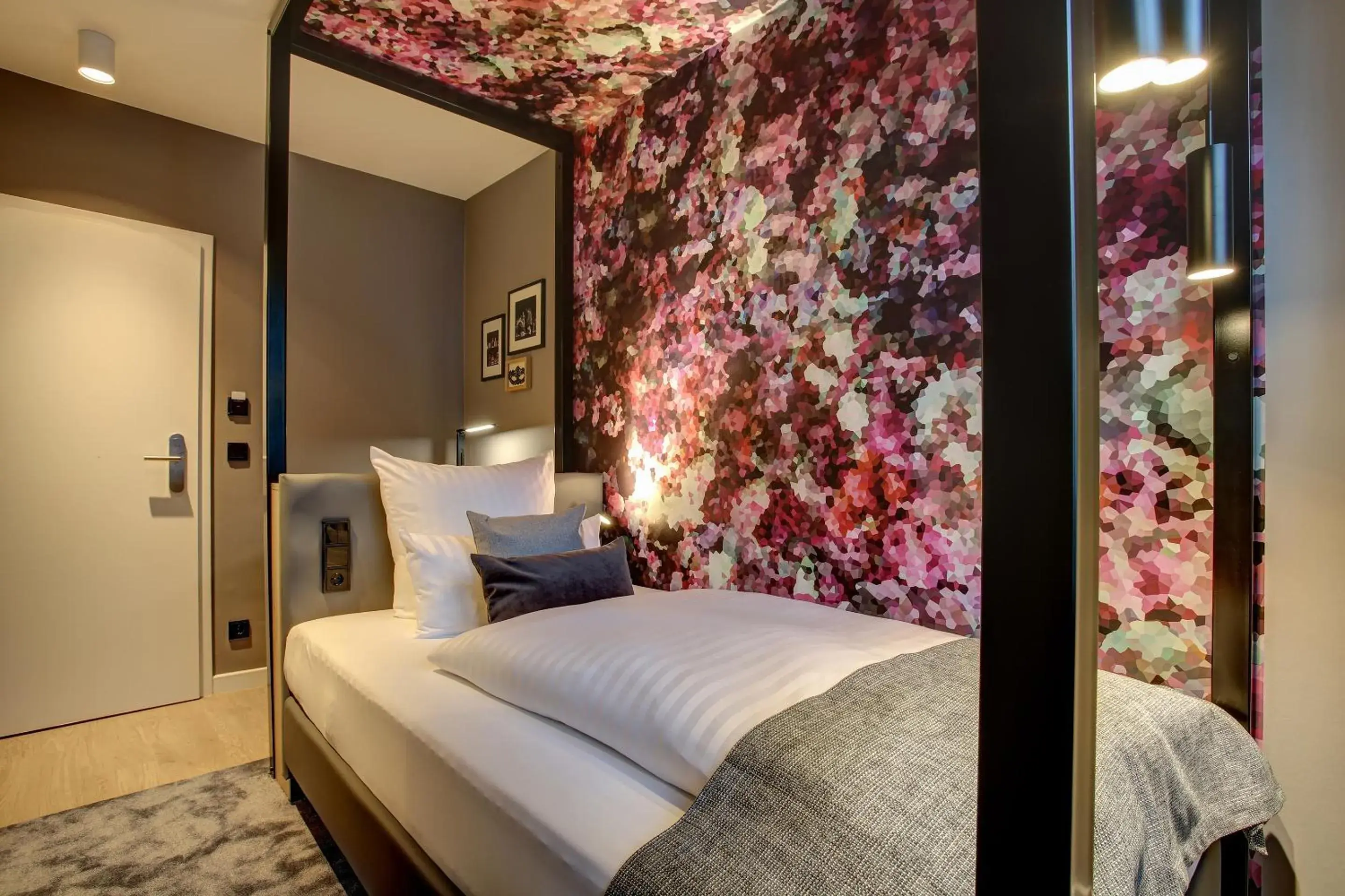 Bed in Vienna House Easy by Wyndham Hamburg City Bed in Vienna House Easy by Wyndham Hamburg City