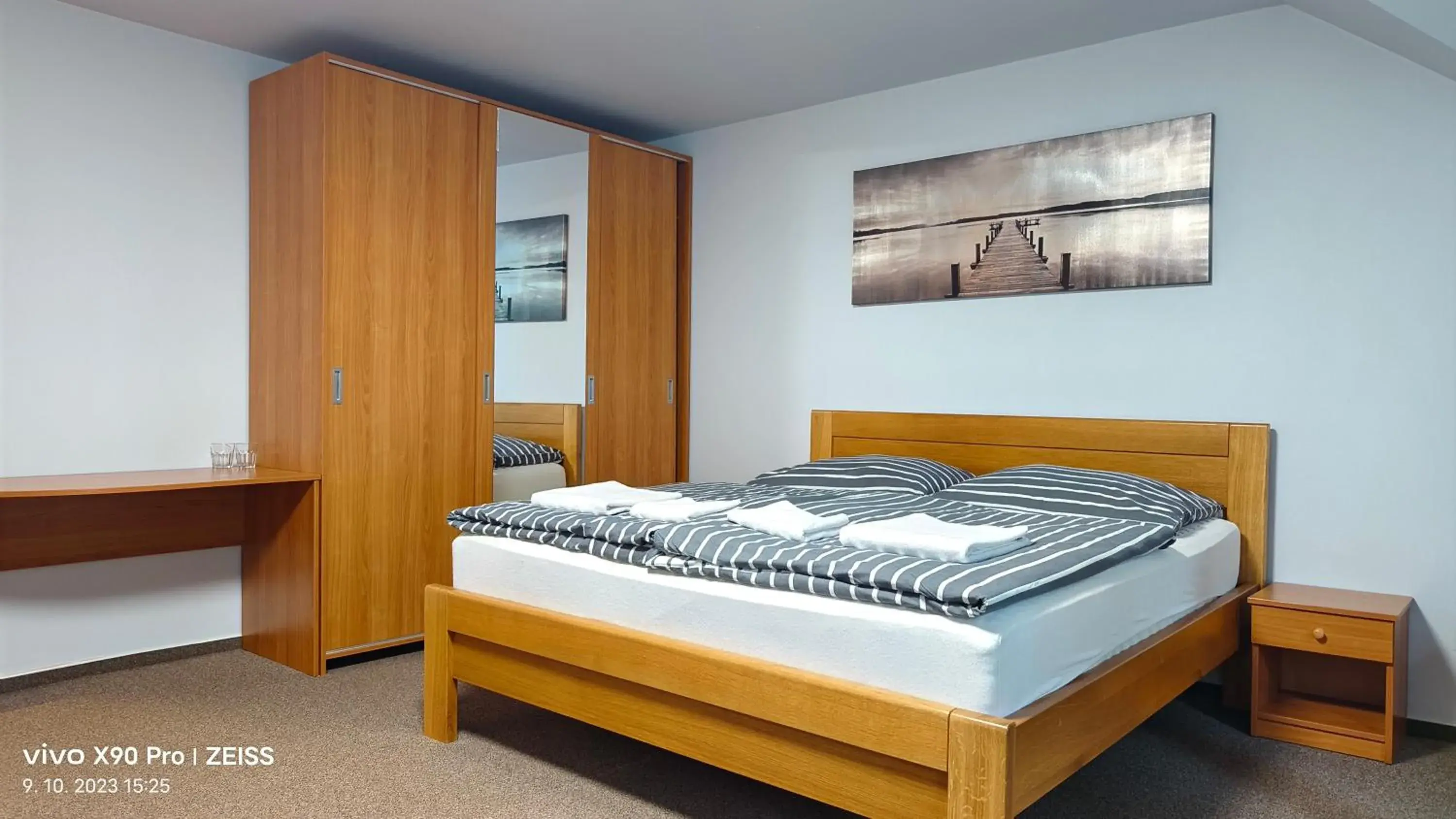 Double Room with Extra Bed in Penzion YORK Double Room with Extra Bed in Penzion YORK
