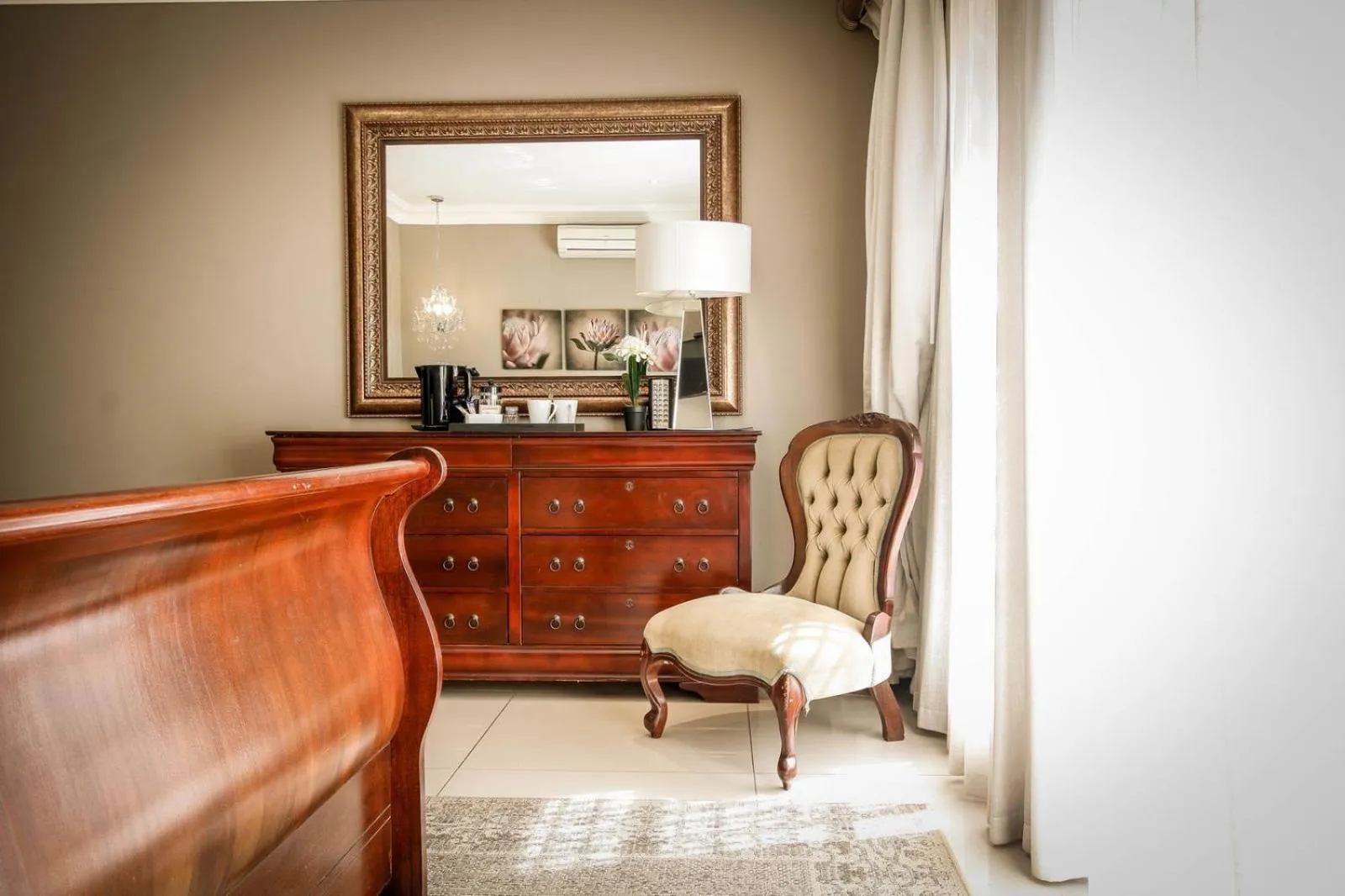 Decorative detail in Potch Manor Guest House