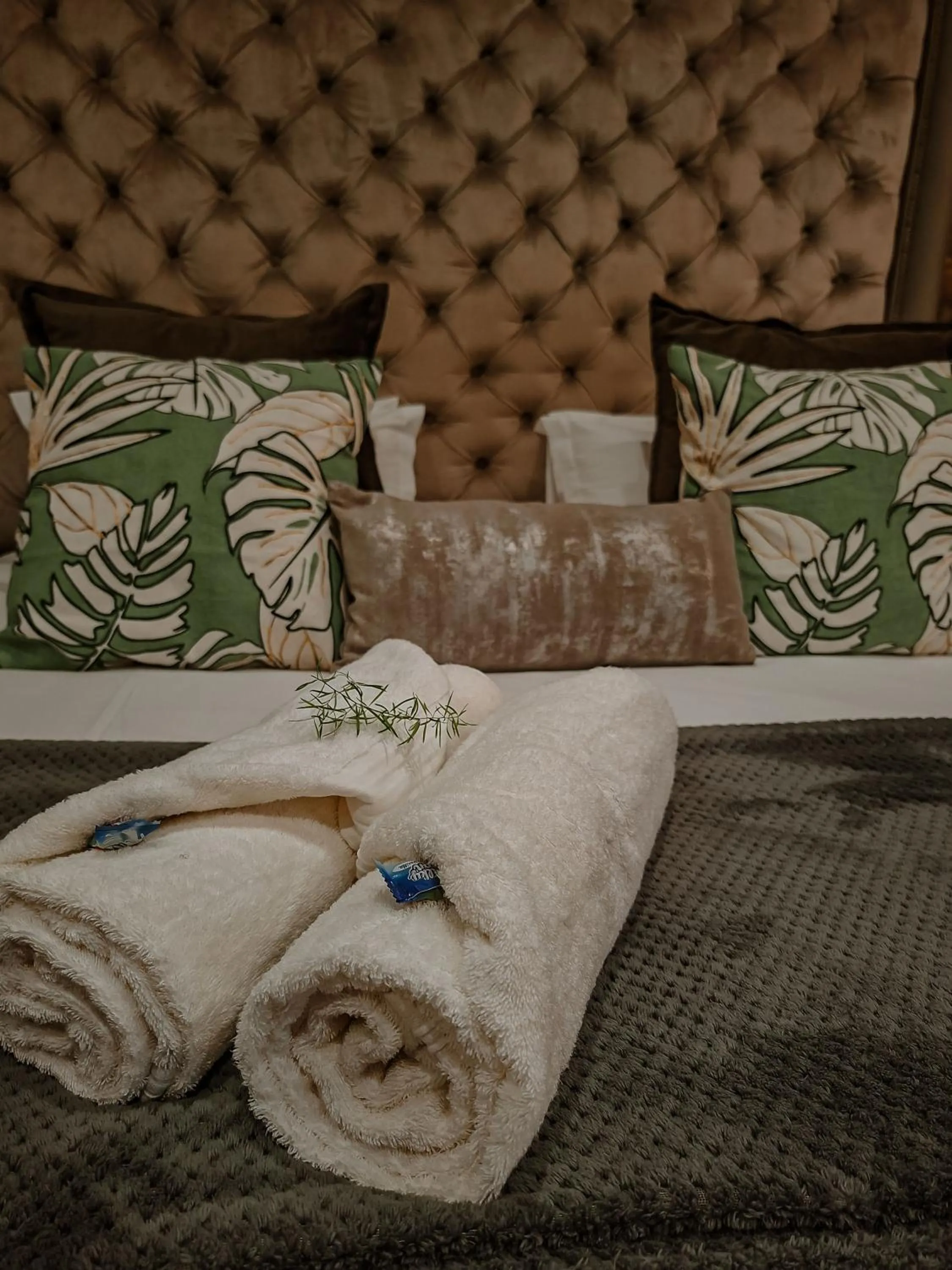 towels, Bed in Potch Manor Guest House