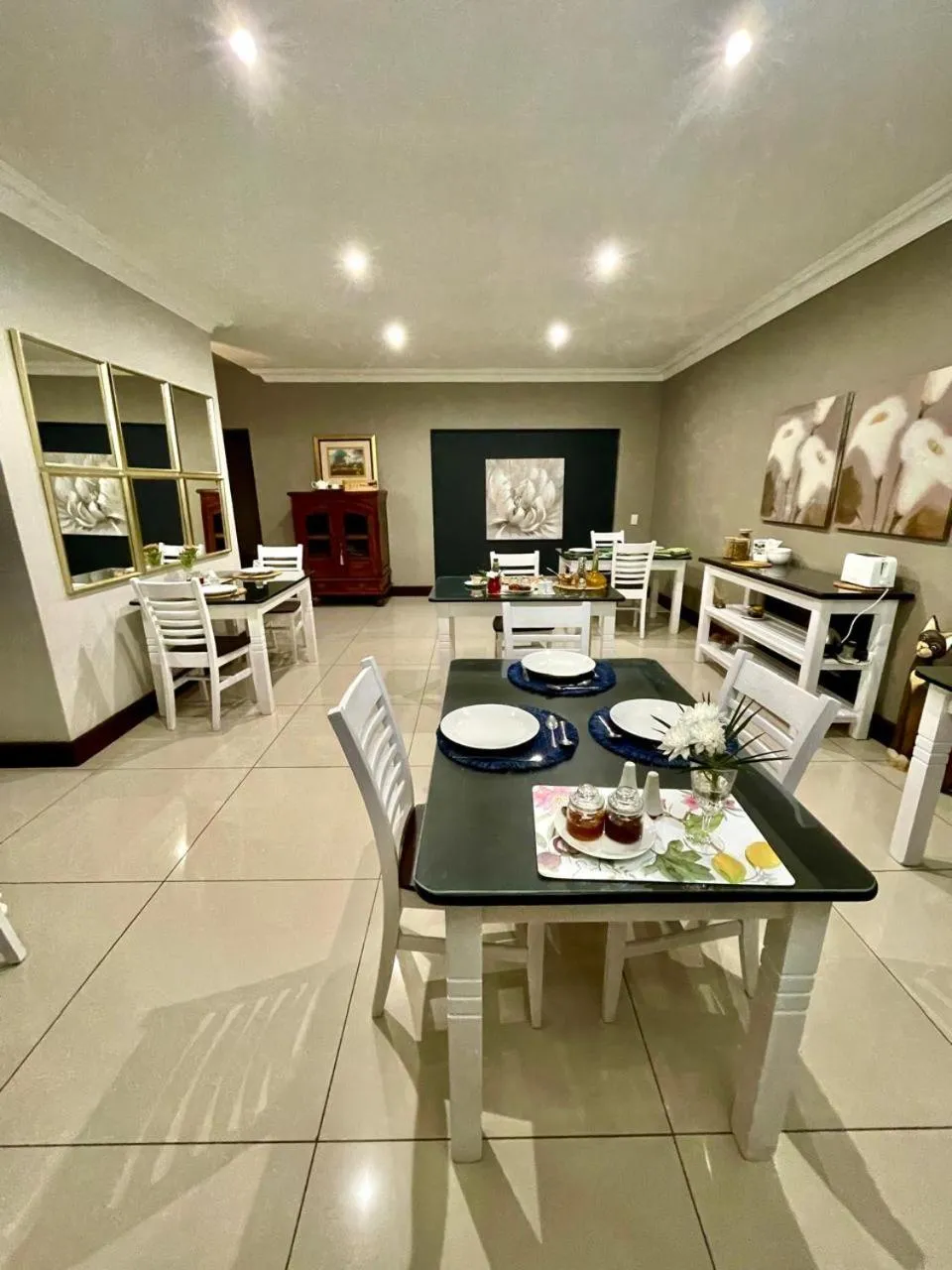 Seating area in Potch Manor Guest House