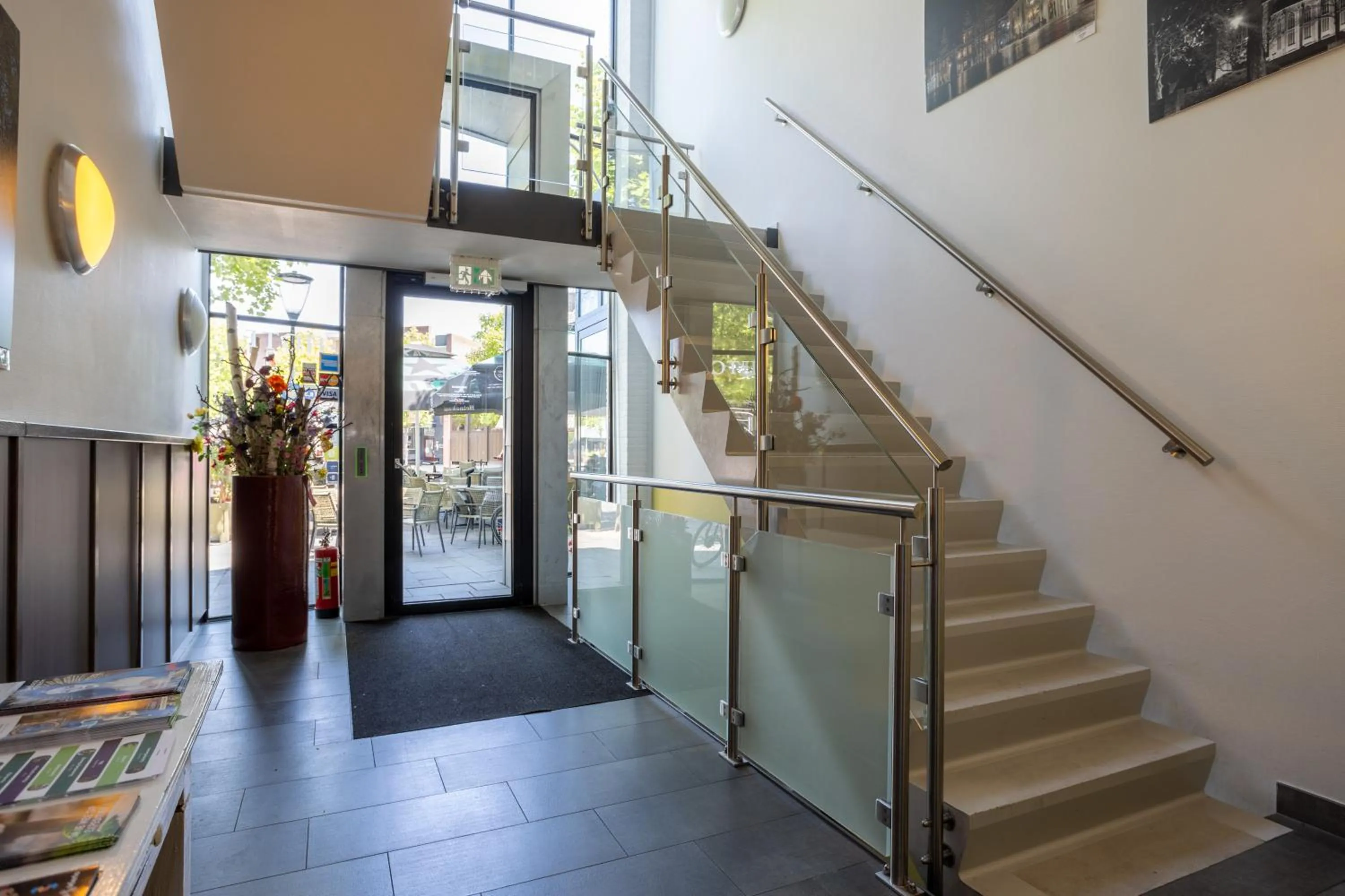 Facade/entrance in Hotel Hulsman