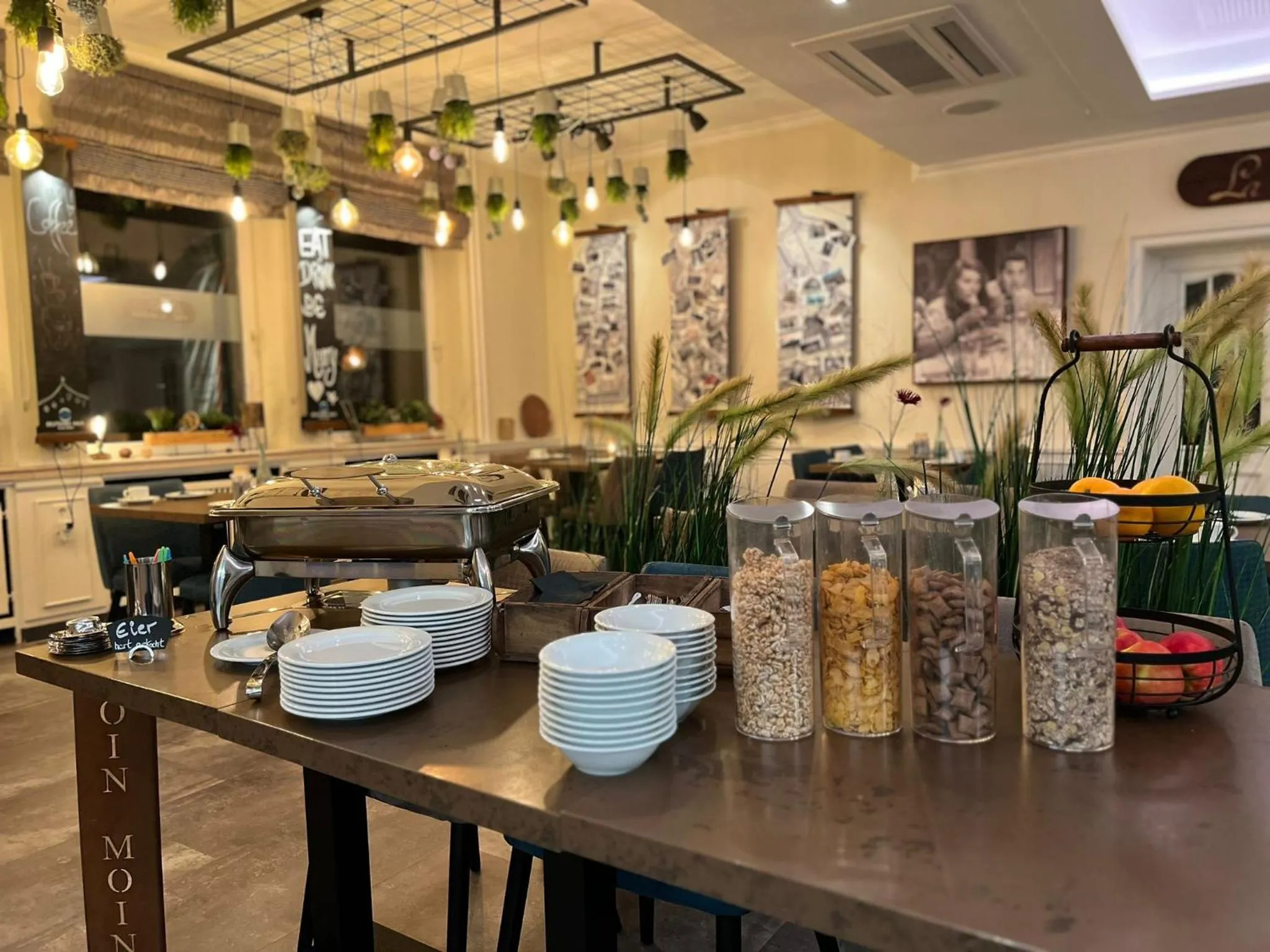 Breakfast in Hotel DH -Deutsches Haus-