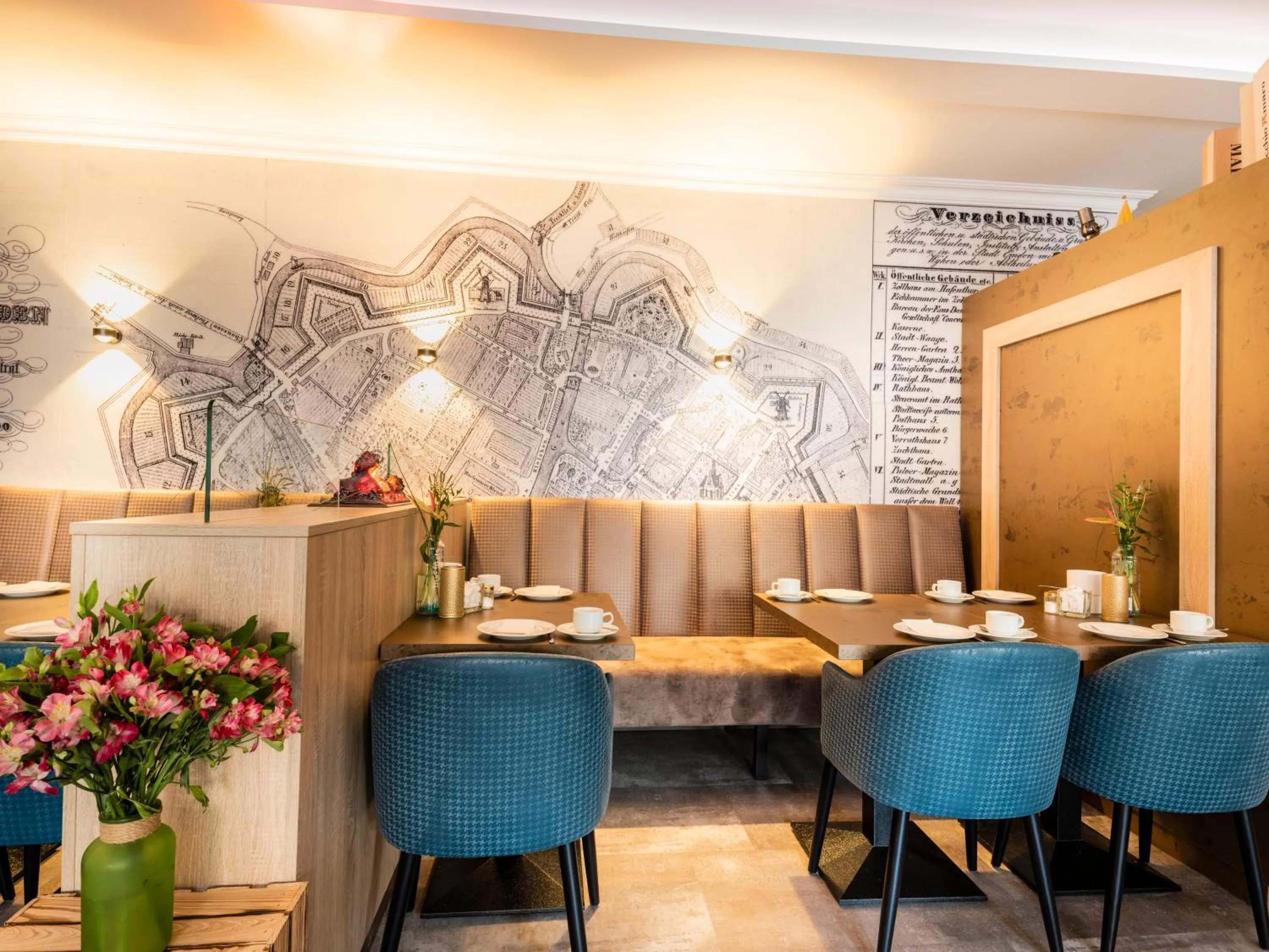 Restaurant/places to eat in Hotel DH -Deutsches Haus-