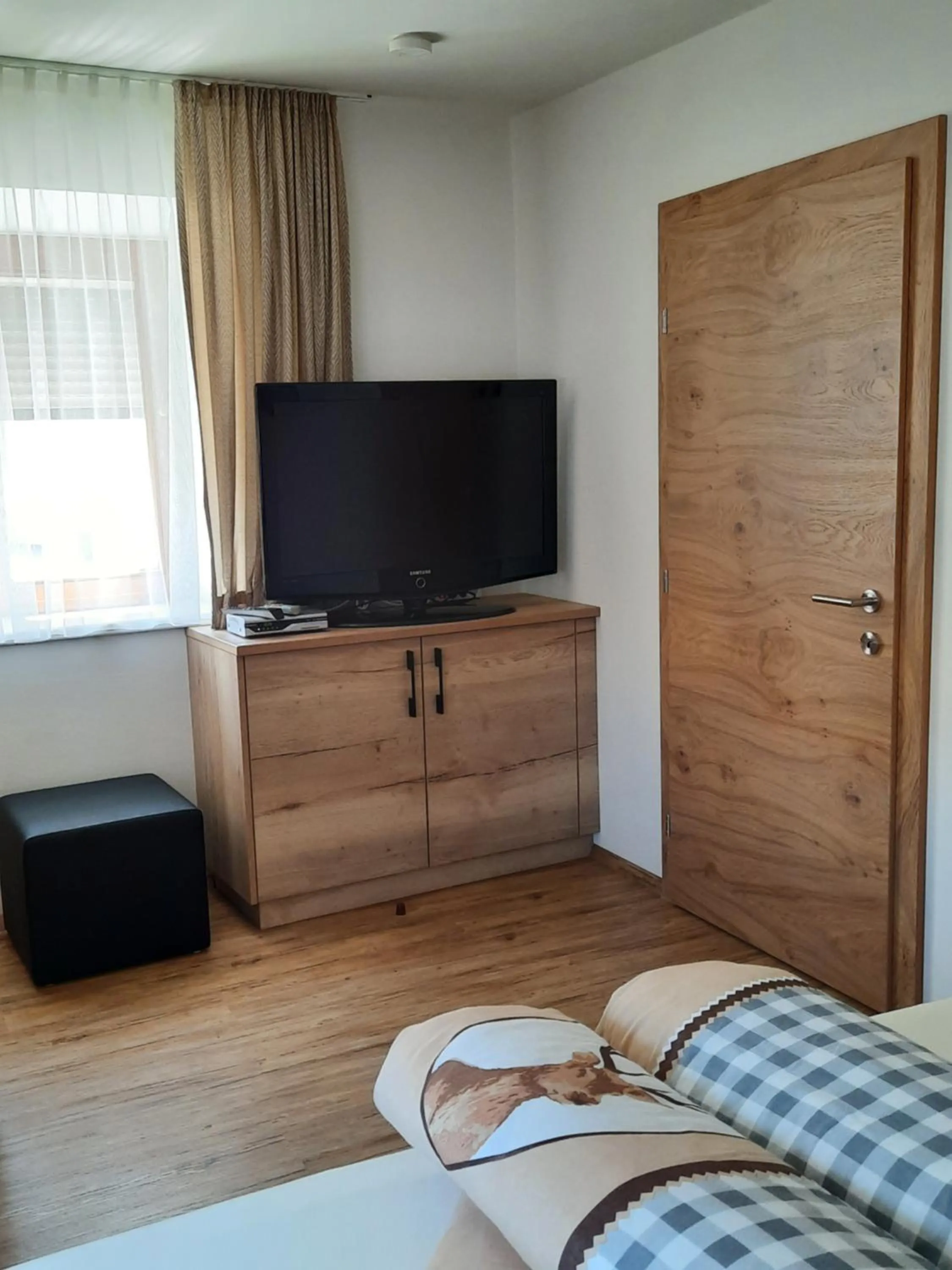 Bedroom, Bed in Alblerhof