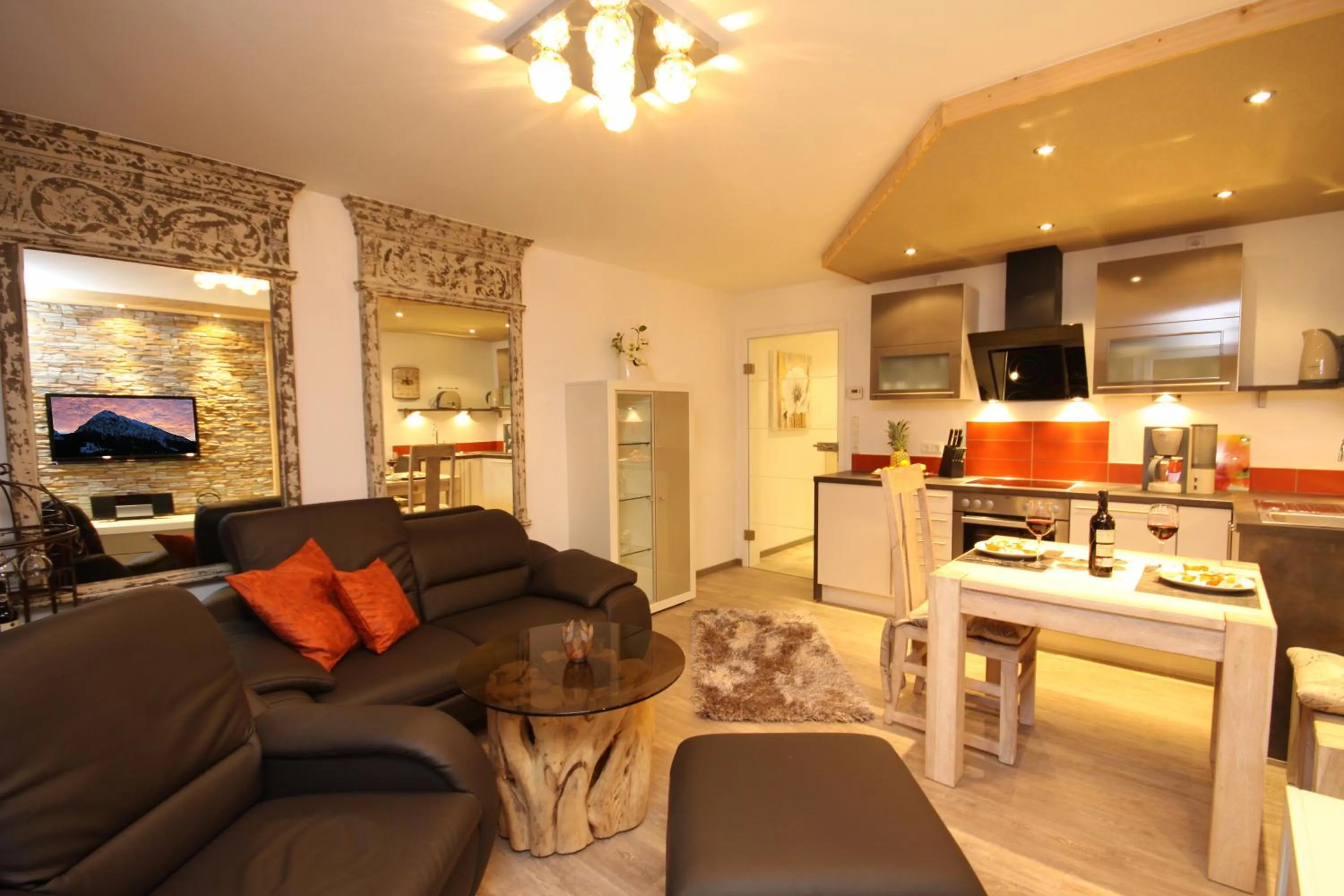 Kitchen or kitchenette in Ferienwohnungen Alpentraum - Alpennest 1 und Alpennest 2