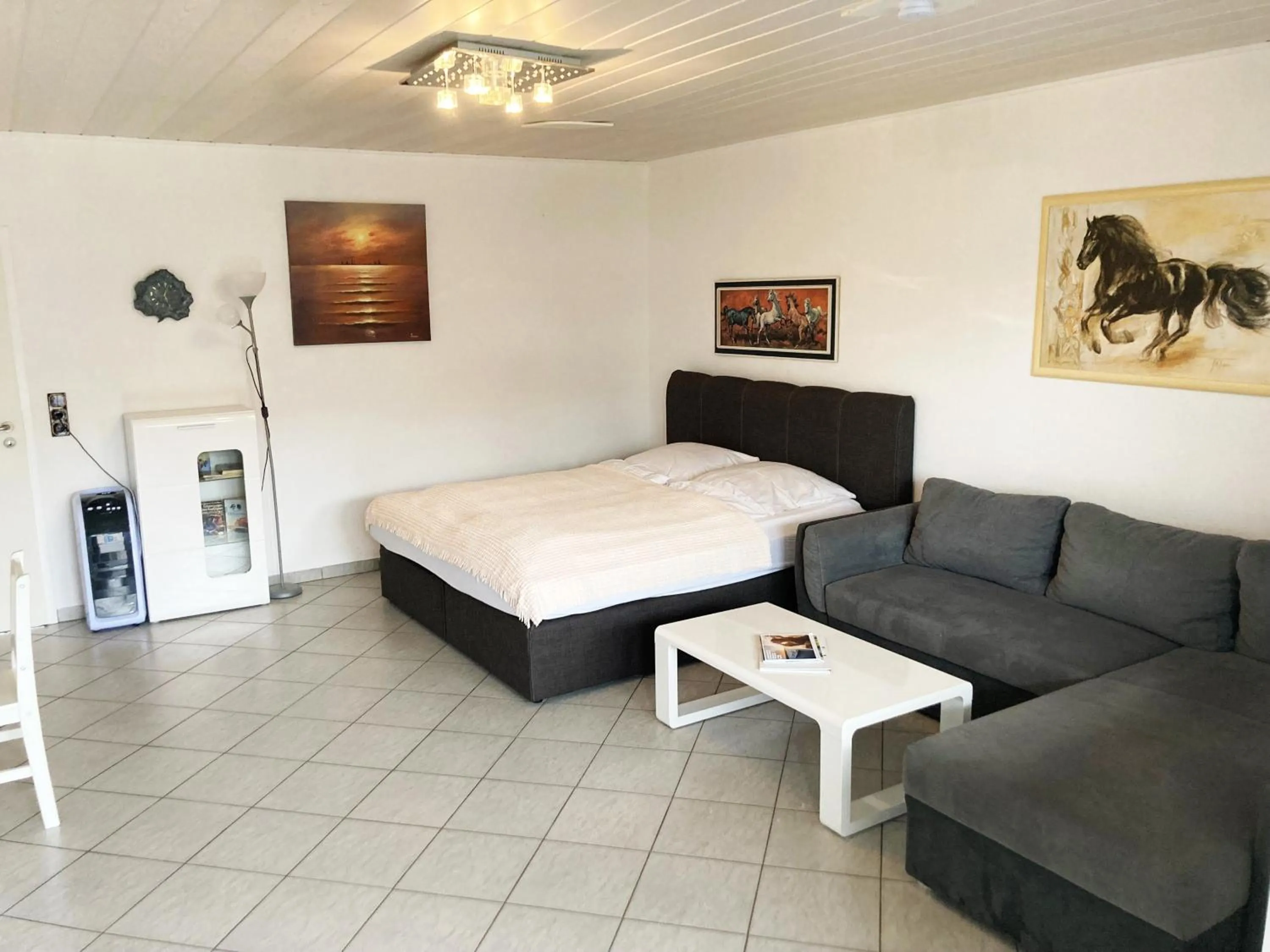 Bed in Familien- und Aparthotel Strandhof