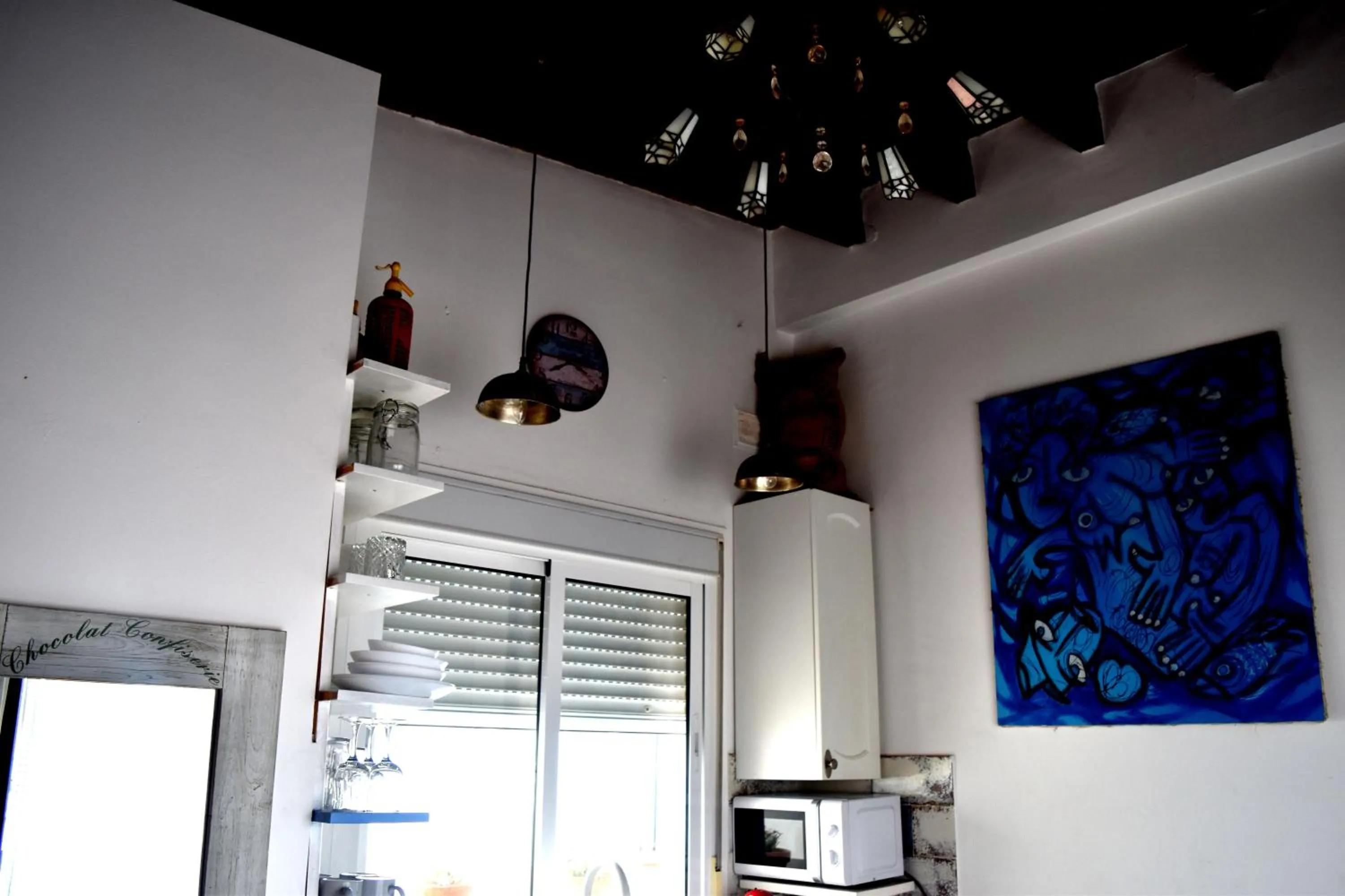 Kitchen or kitchenette in Ático céntrico plaza Moravia ,San Julian.