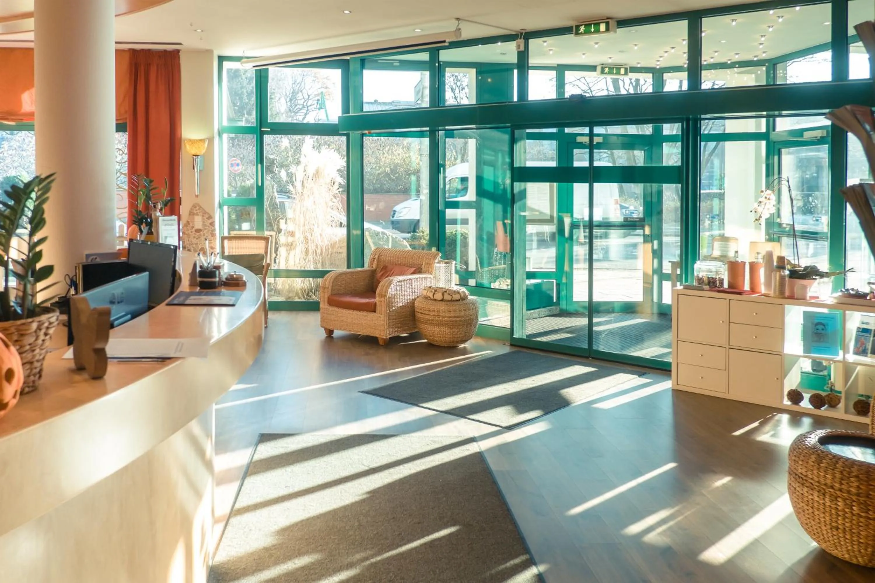 Lobby or reception in Ambiente Langenhagen Hannover by Tulip Inn