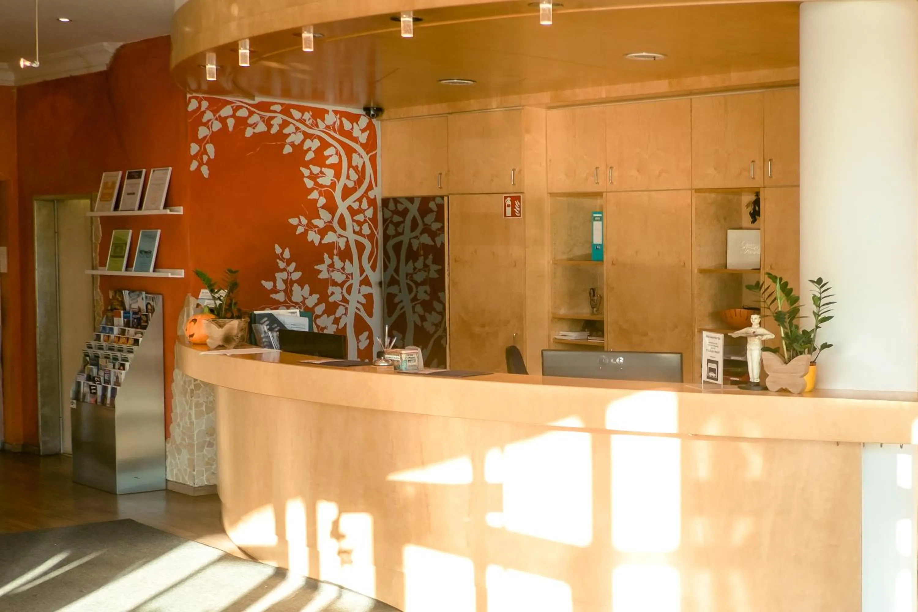 Lobby or reception in Ambiente Langenhagen Hannover by Tulip Inn