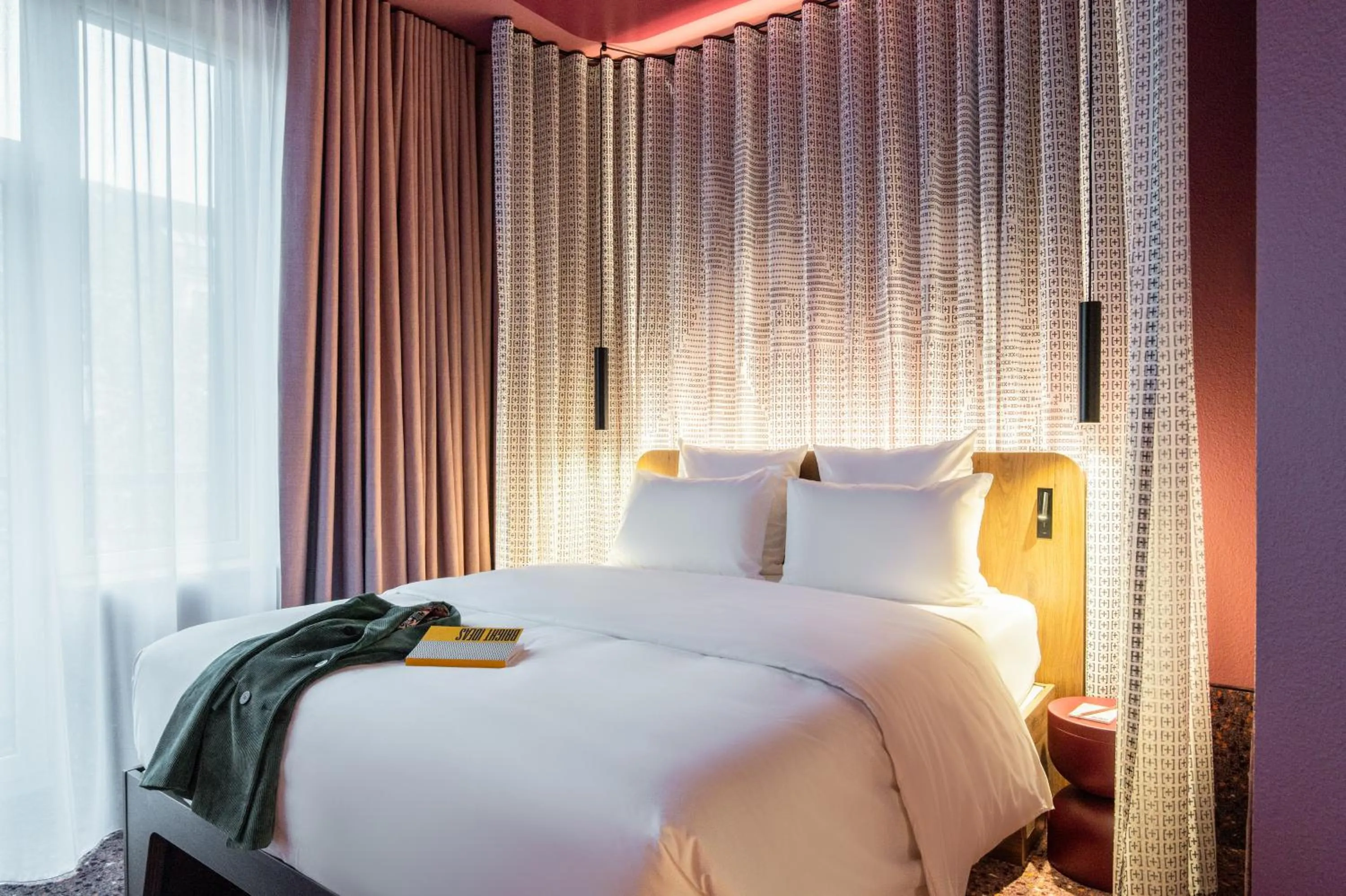 Bed in TRIBE Düsseldorf