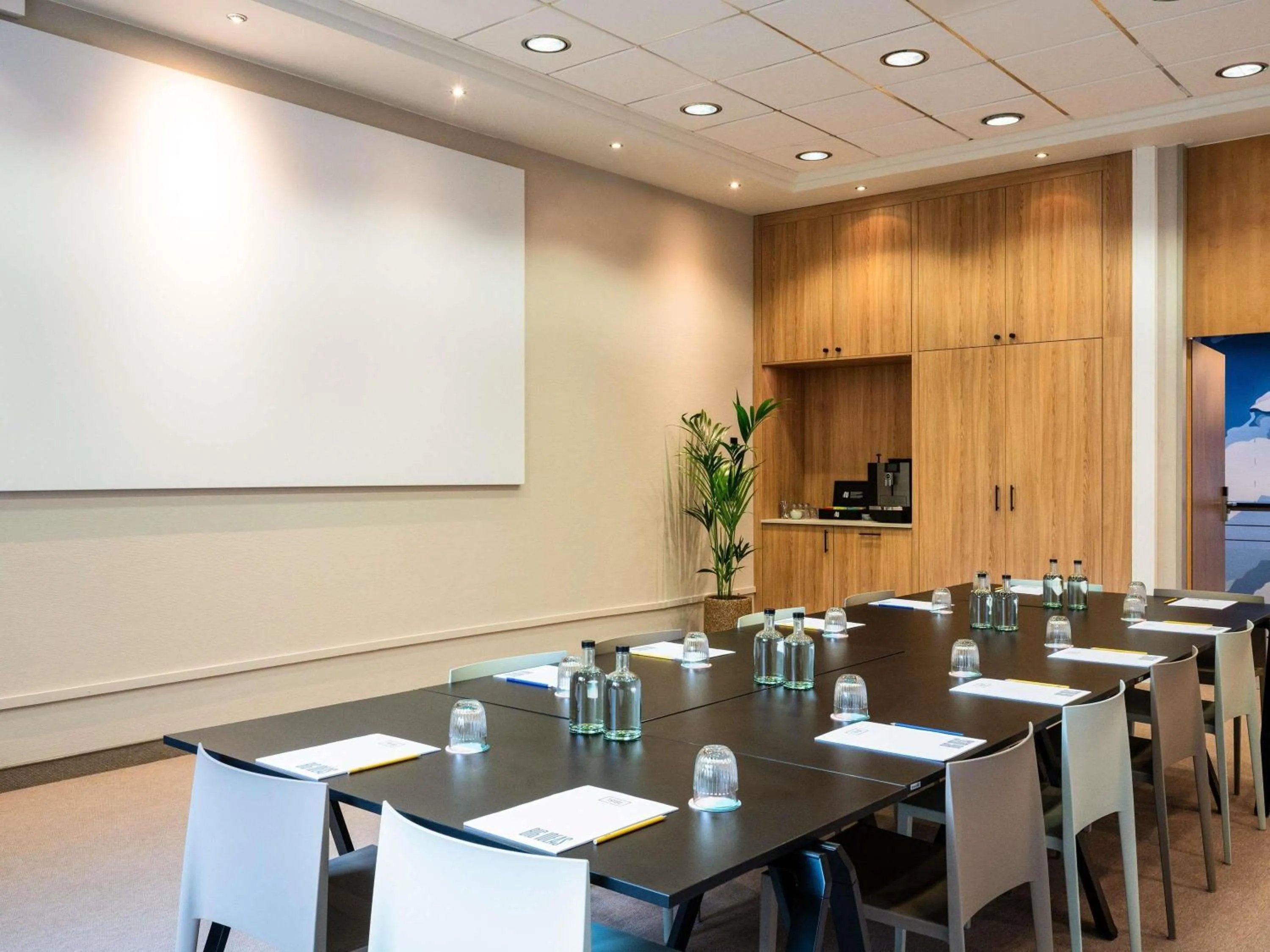 Meeting/conference room in TRIBE Düsseldorf