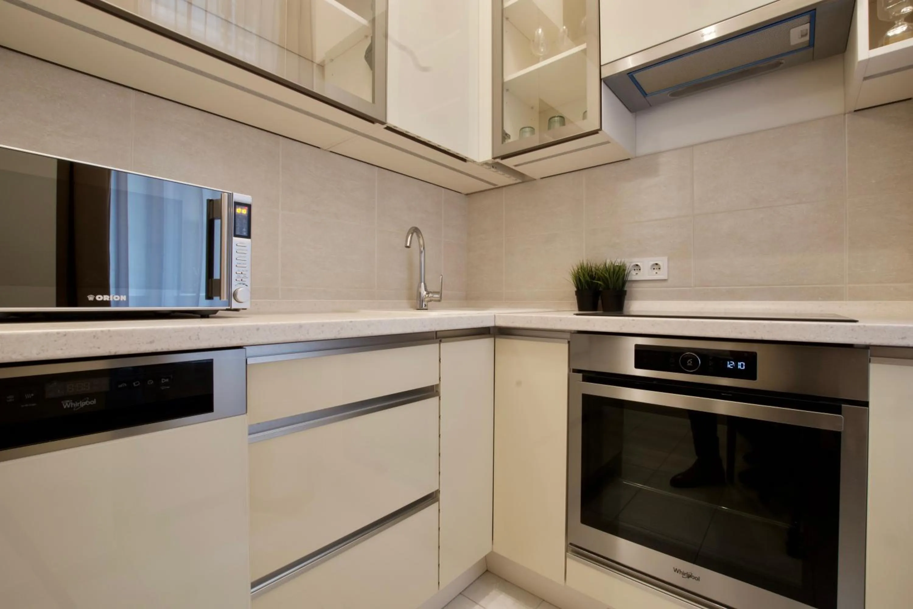 Premium Apartments by Hi5 - Elegant Suites