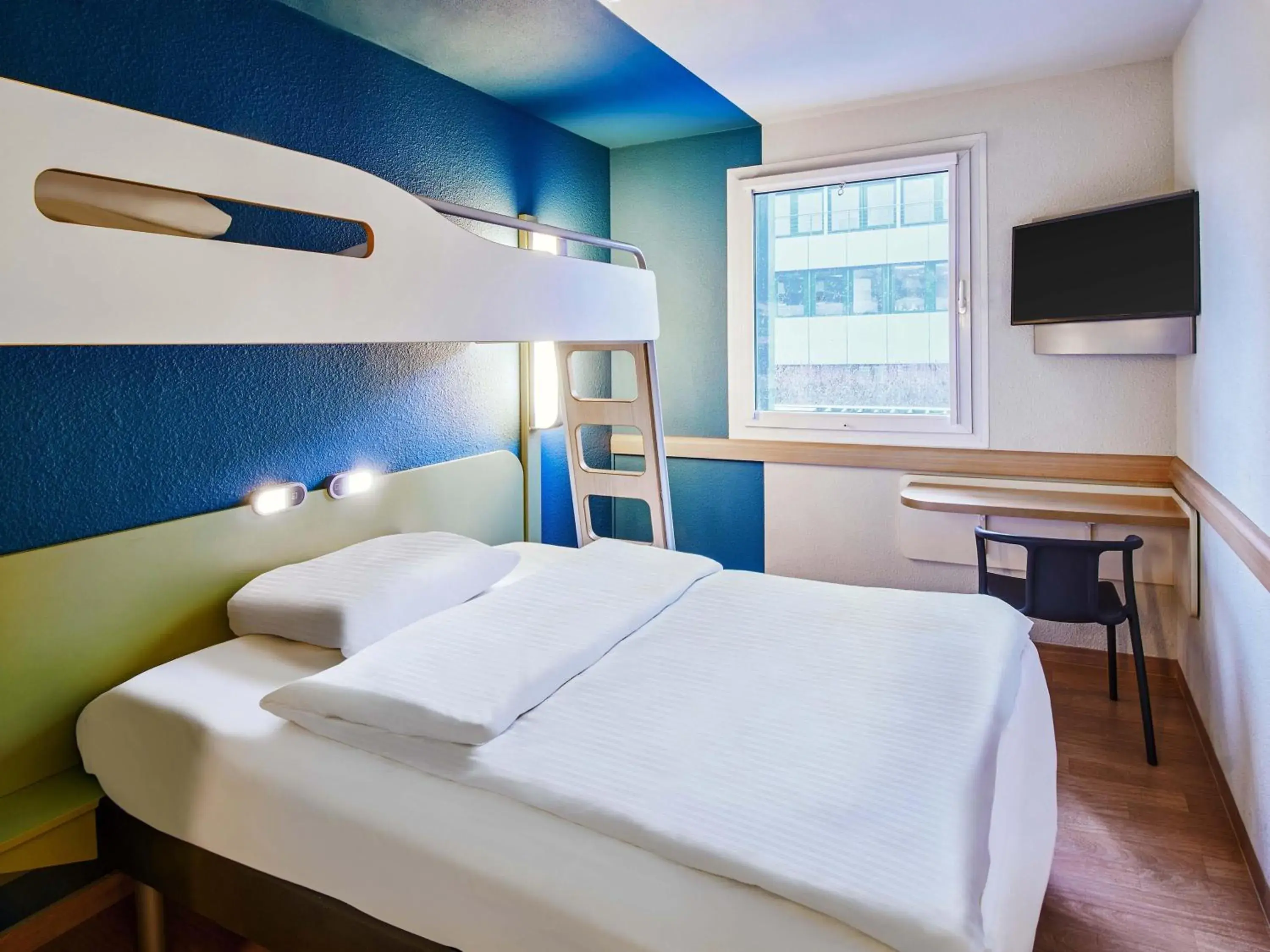 Bed in B&B HOTEL Bremen-Süd Bed in B&B HOTEL Bremen-Süd