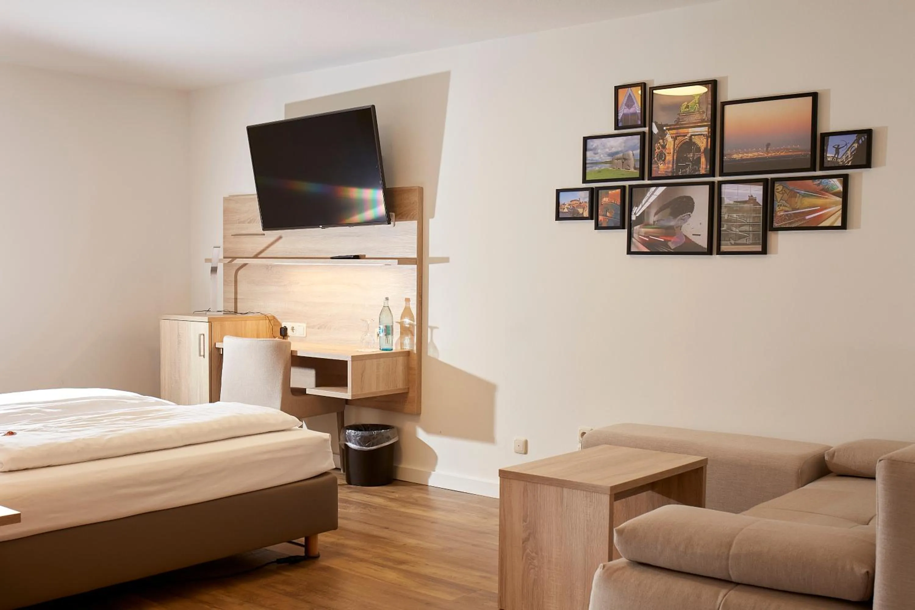 Photo of the whole room, Bed in Hotel Cristal