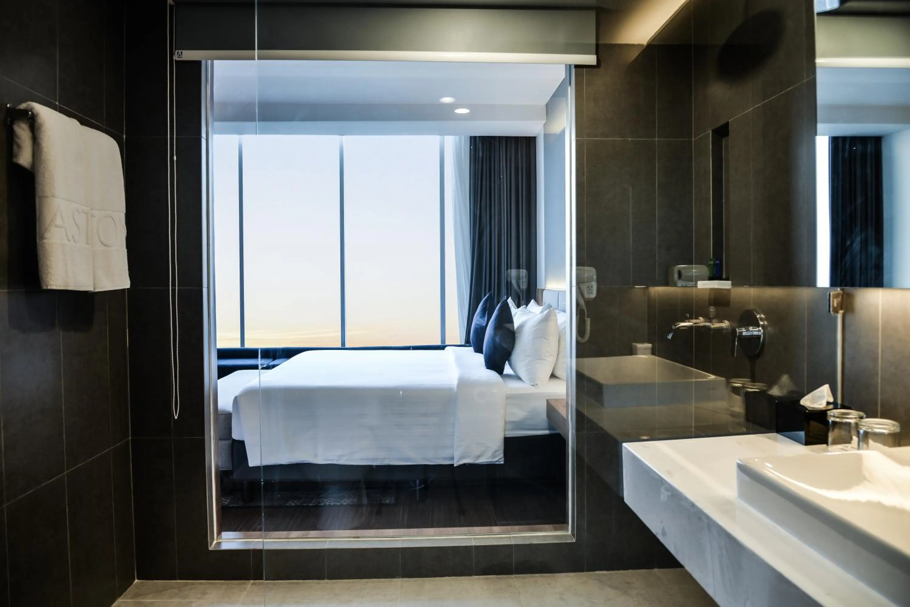Bathroom, Bed in Aston Sidoarjo City Hotel & Conference Center