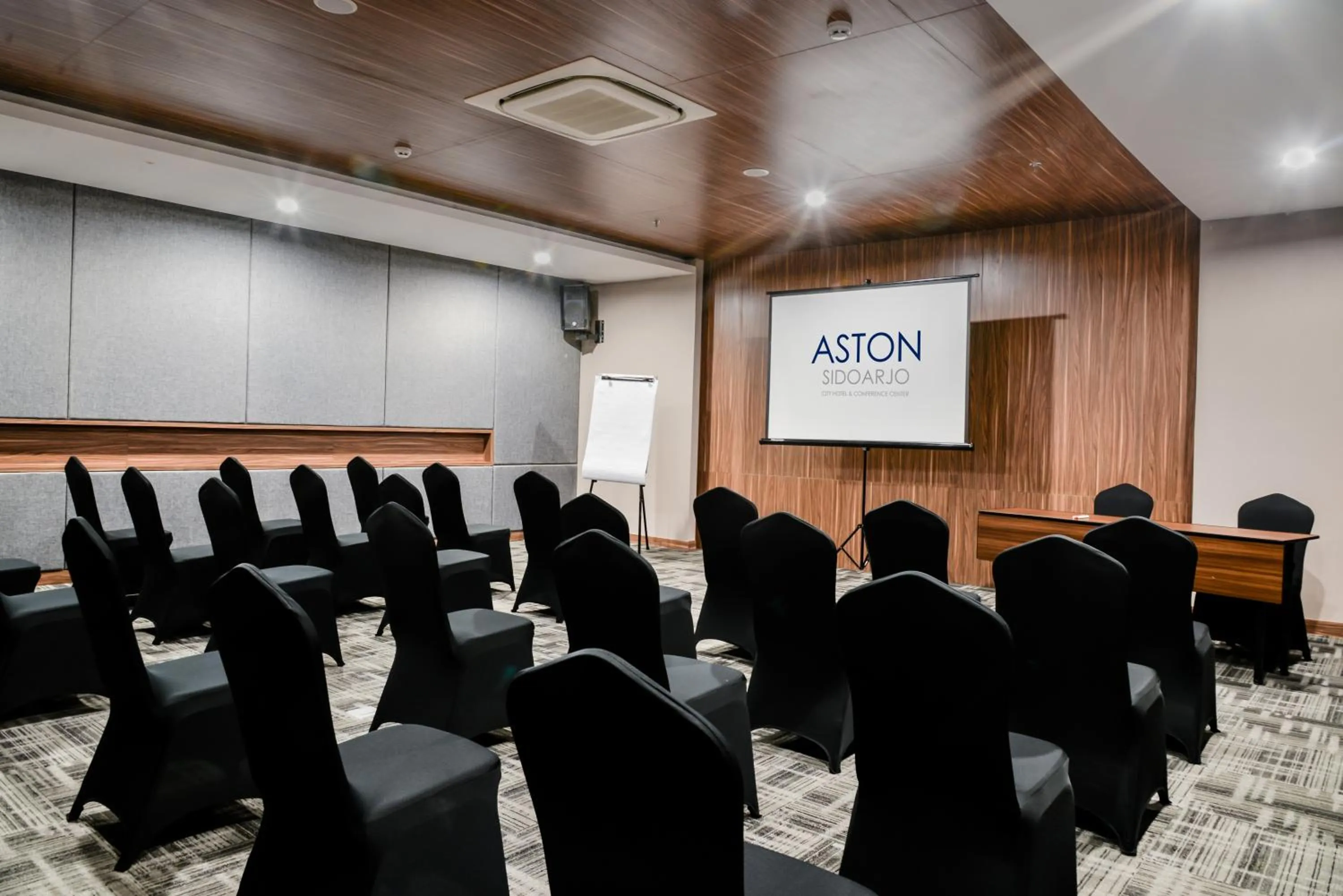 Meeting/conference room in Aston Sidoarjo City Hotel & Conference Center