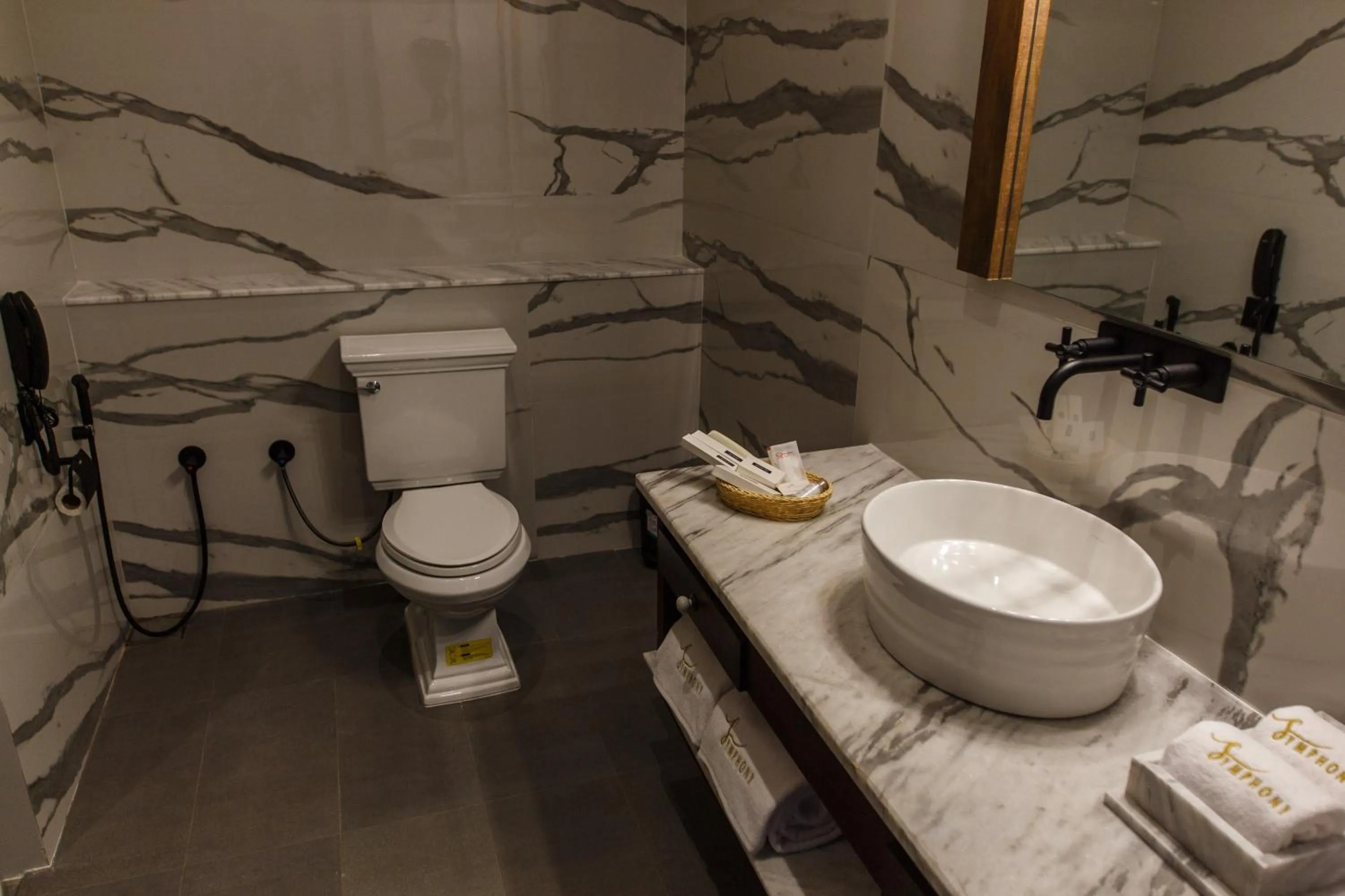 Bathroom in Symphony Samudra Beachside Jungle Resort And Spa