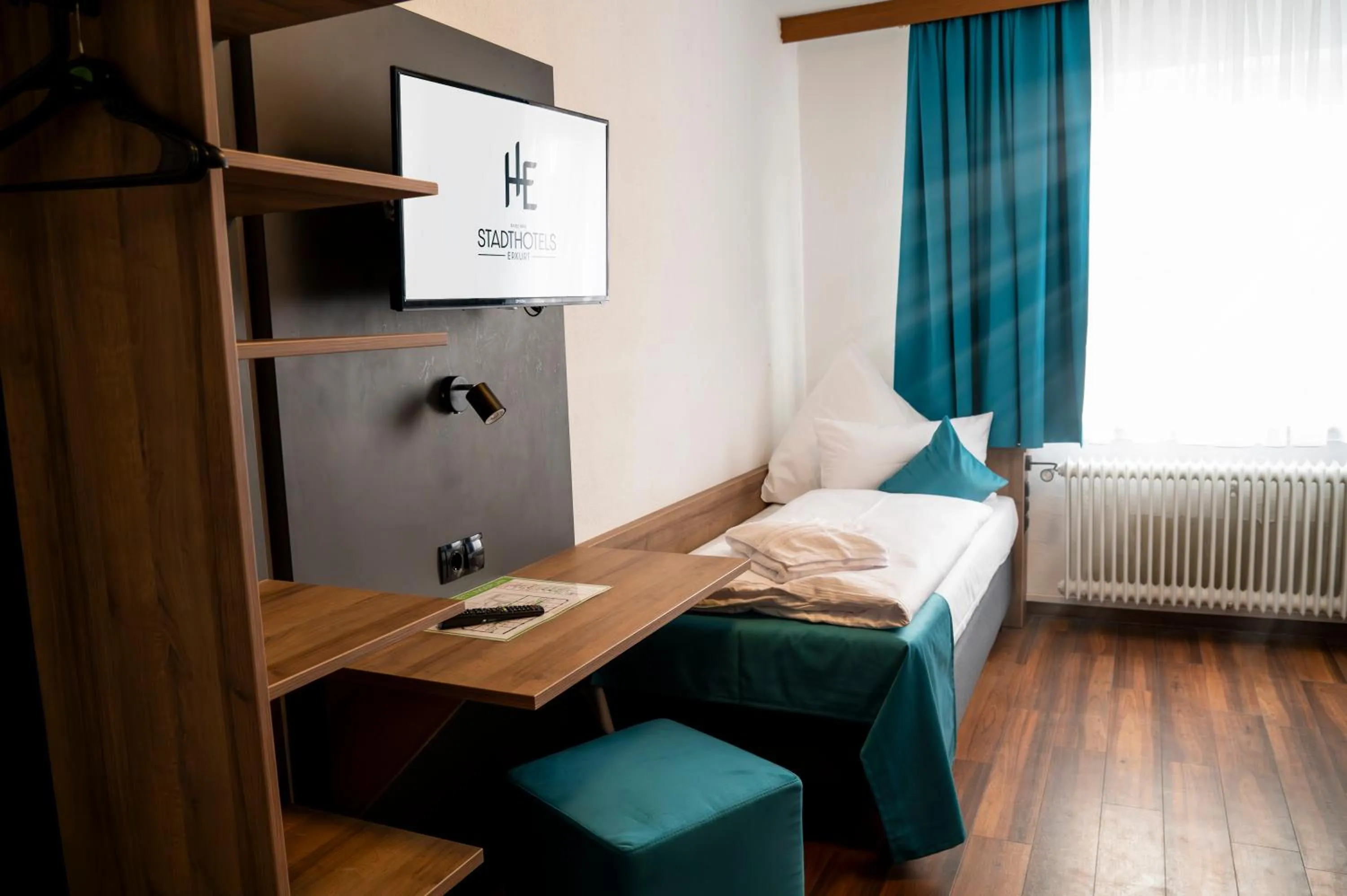 Bed in Hotel Hansa Stuttgart City