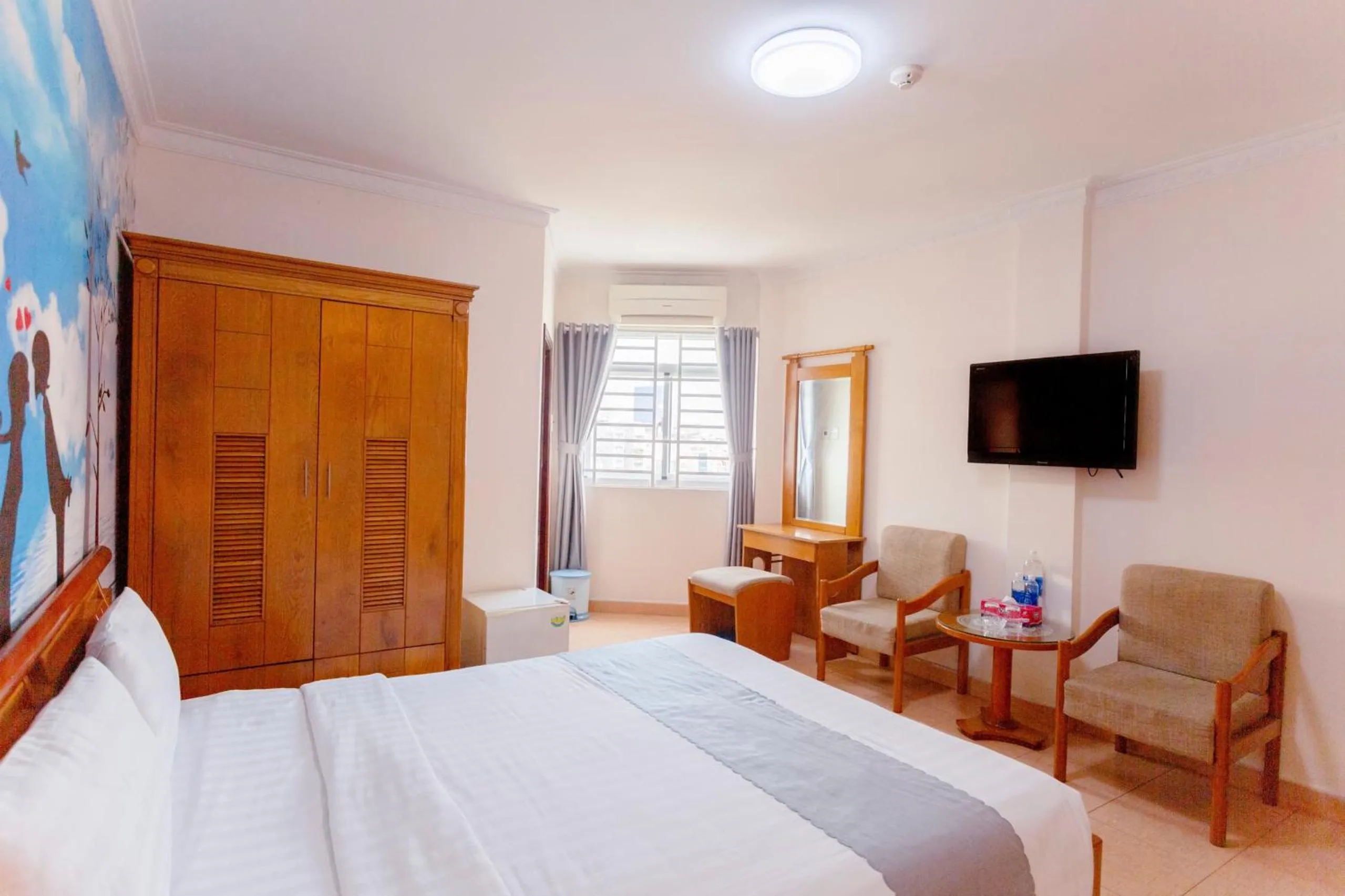 TV and multimedia, Bed in Giang Linh Hotel