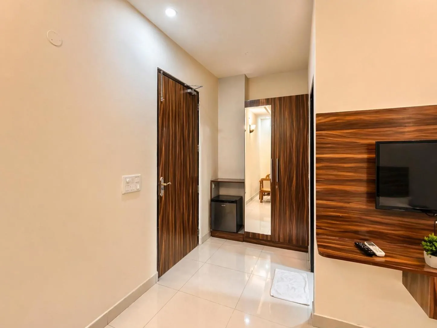 TV and multimedia in Dwelling Residency