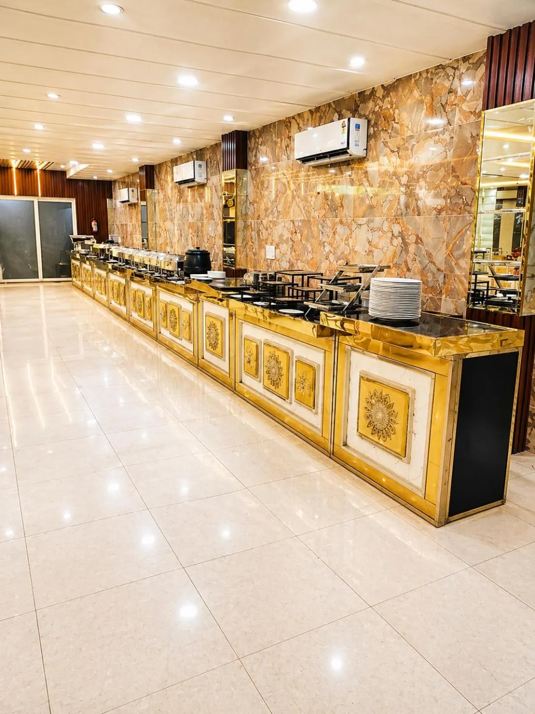 Banquet/Function facilities in Dwelling Residency