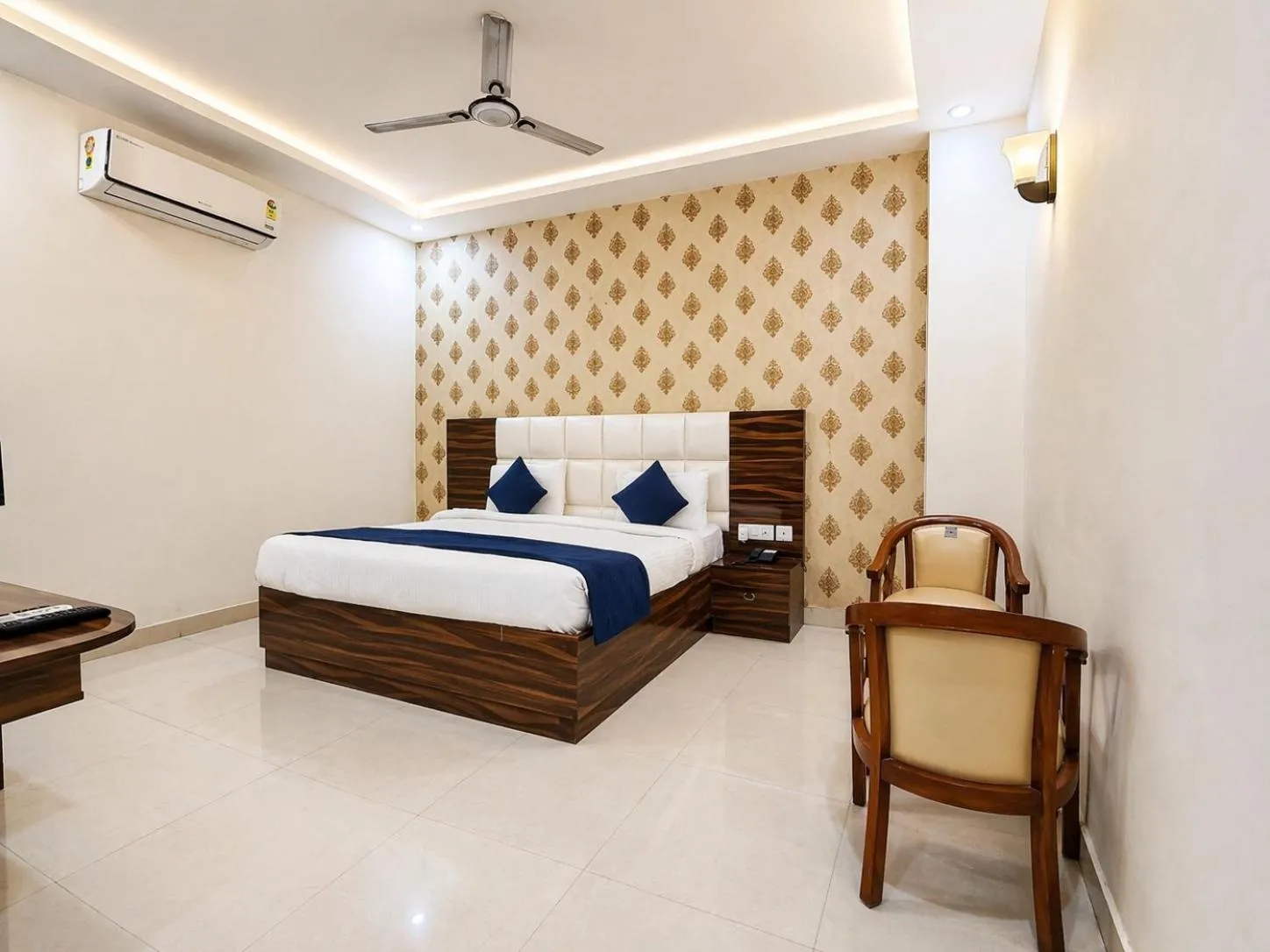 Bedroom, Bed in Dwelling Residency