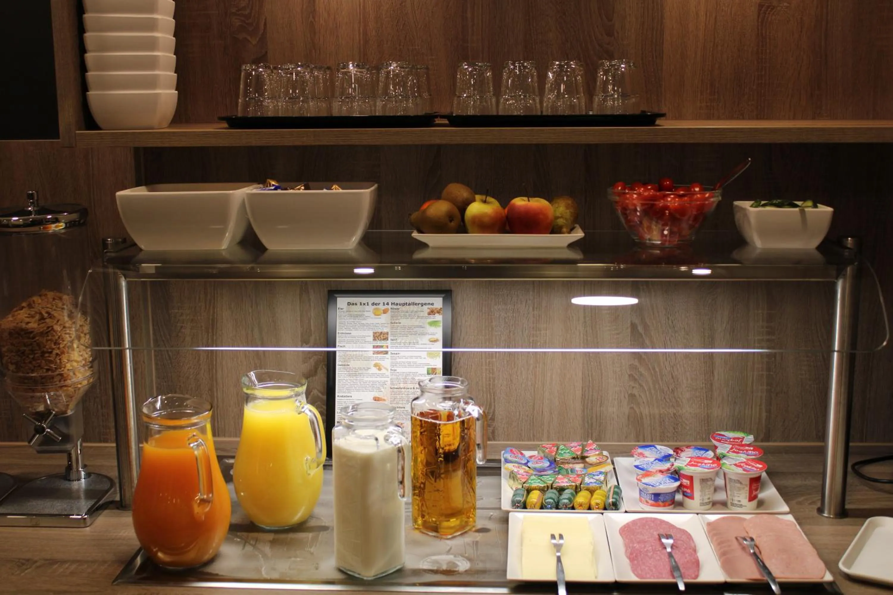 Breakfast in Hotel Am Vogelsanger Weg