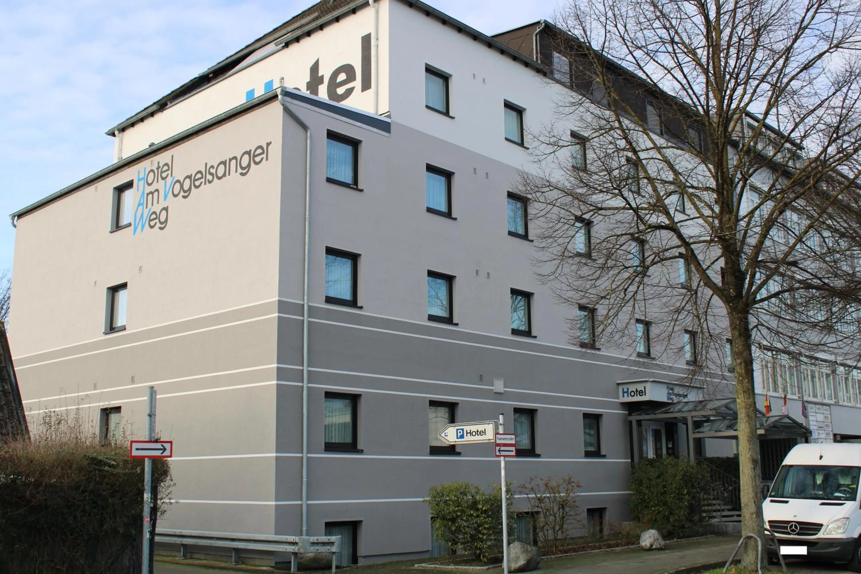 Property building in Hotel Am Vogelsanger Weg