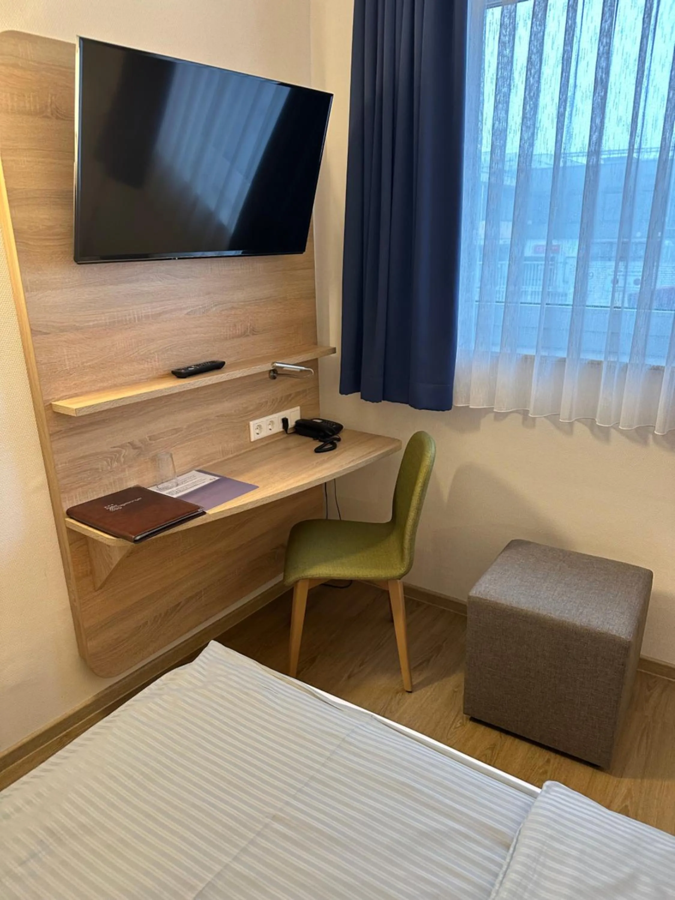 Bed in Hotel Am Vogelsanger Weg