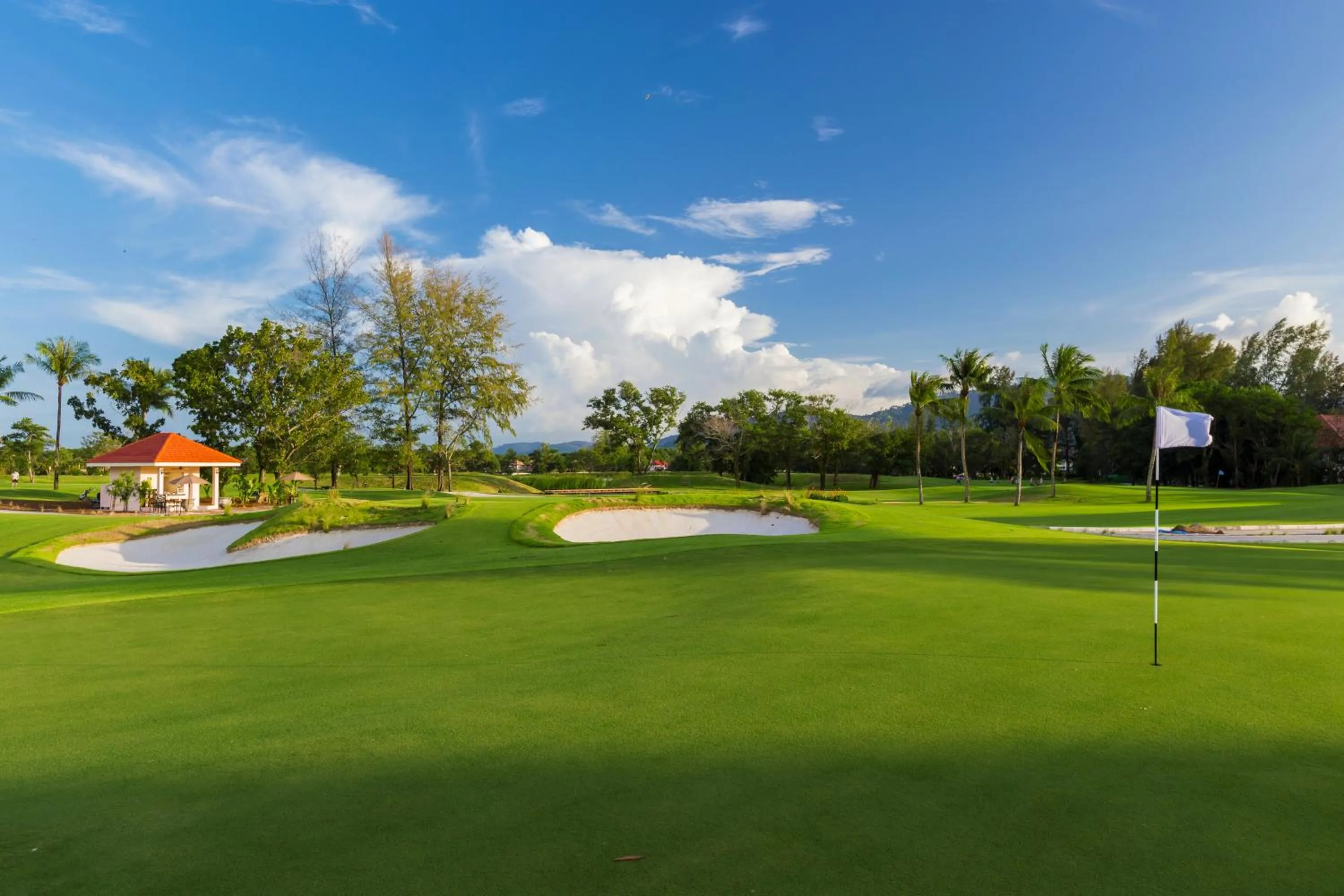 Golfcourse in Cassia Residences by Laguna Phuket