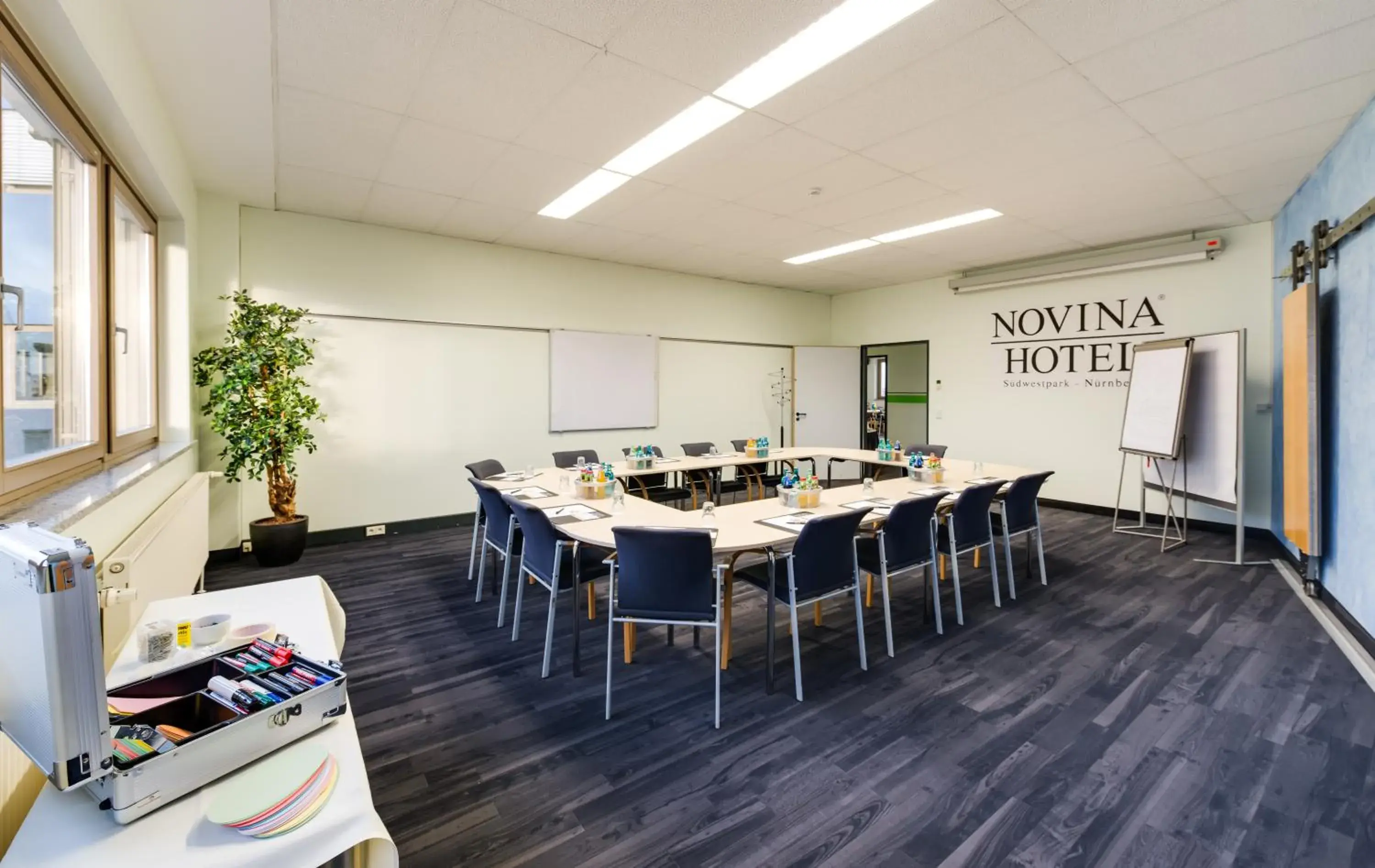 Meeting/conference room in NOVINA HOTEL Sudwestpark