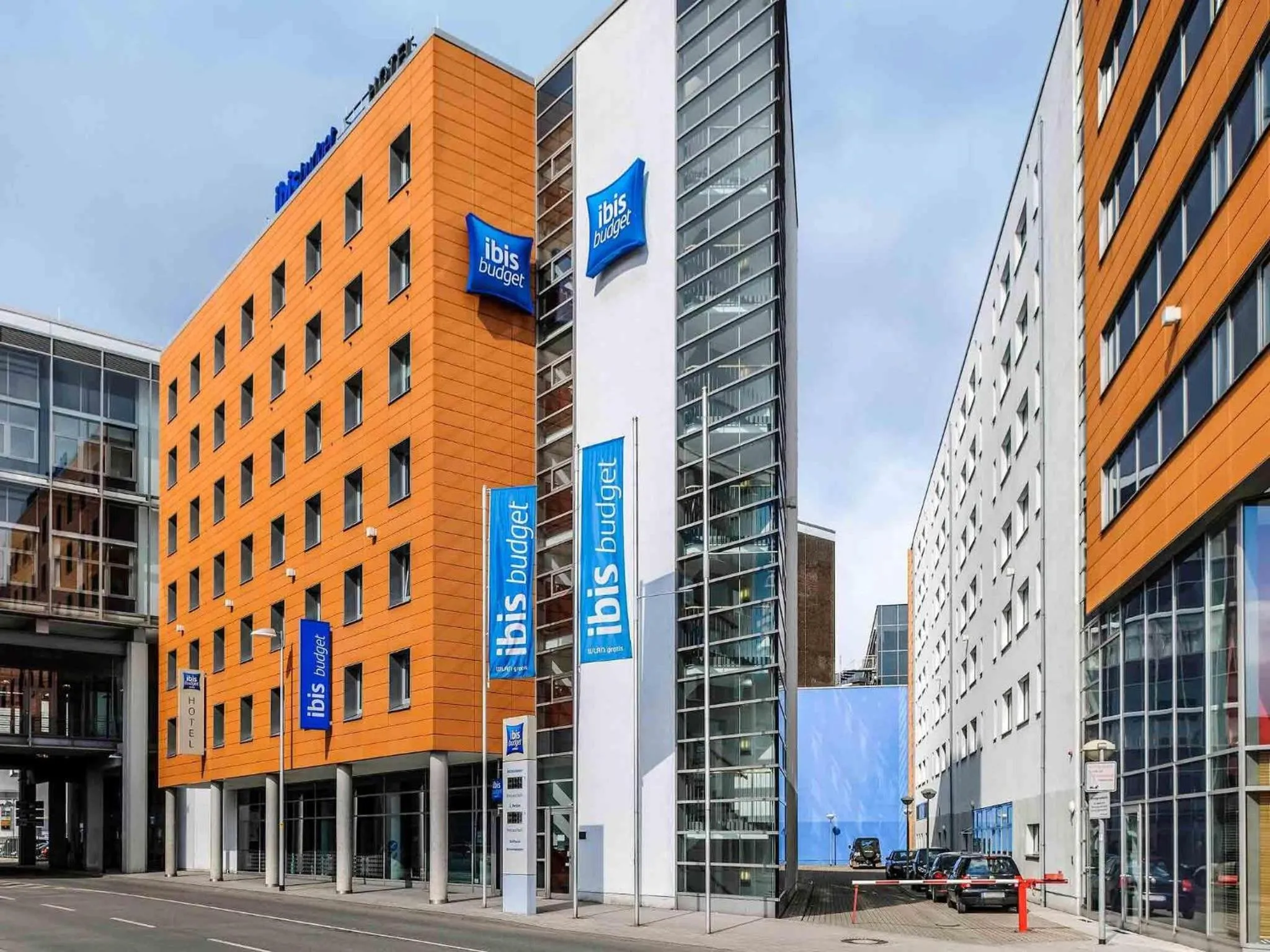 Property building in Ibis budget Hannover Hbf