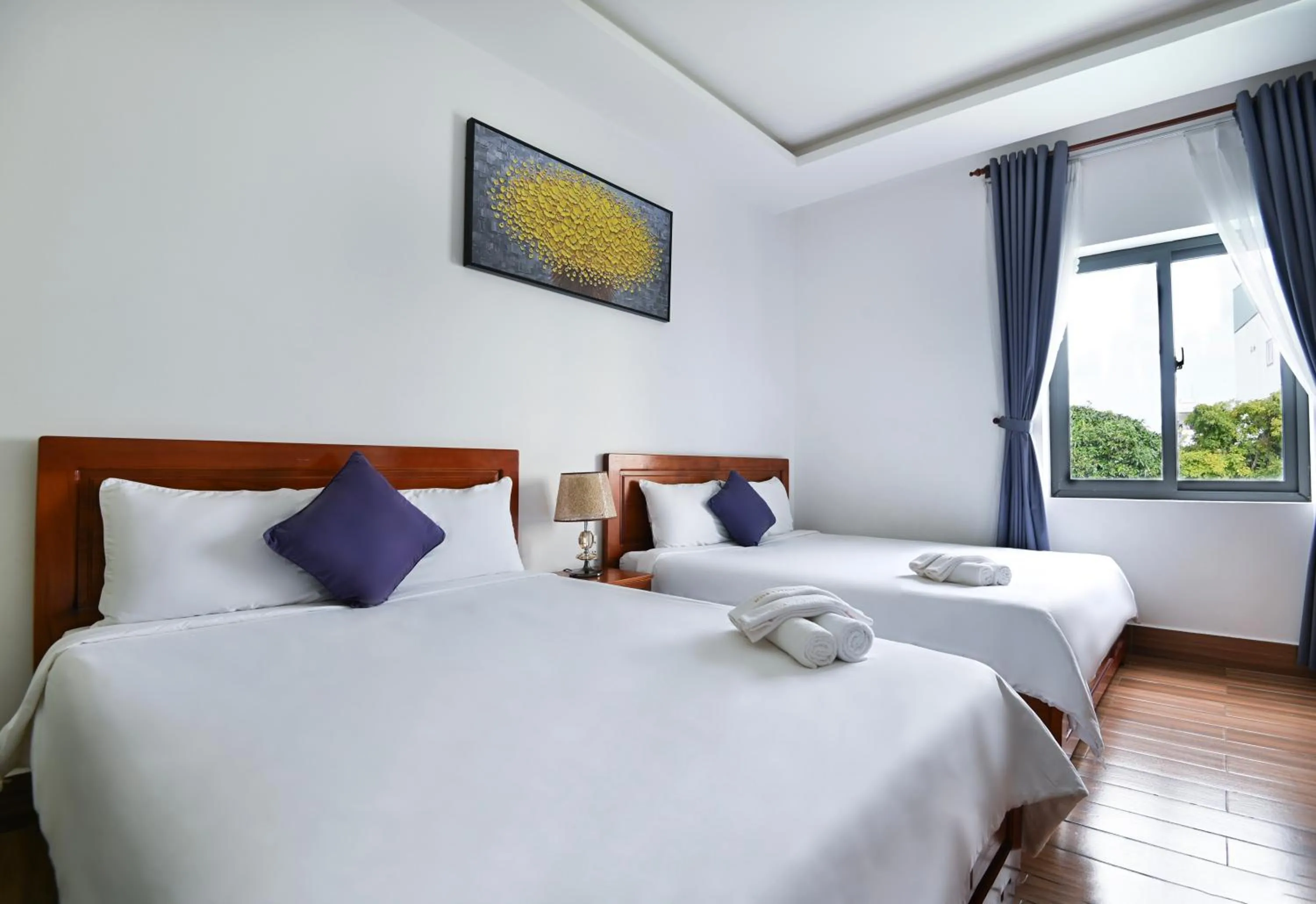 Bedroom, Bed in Kim Ngân Hotel