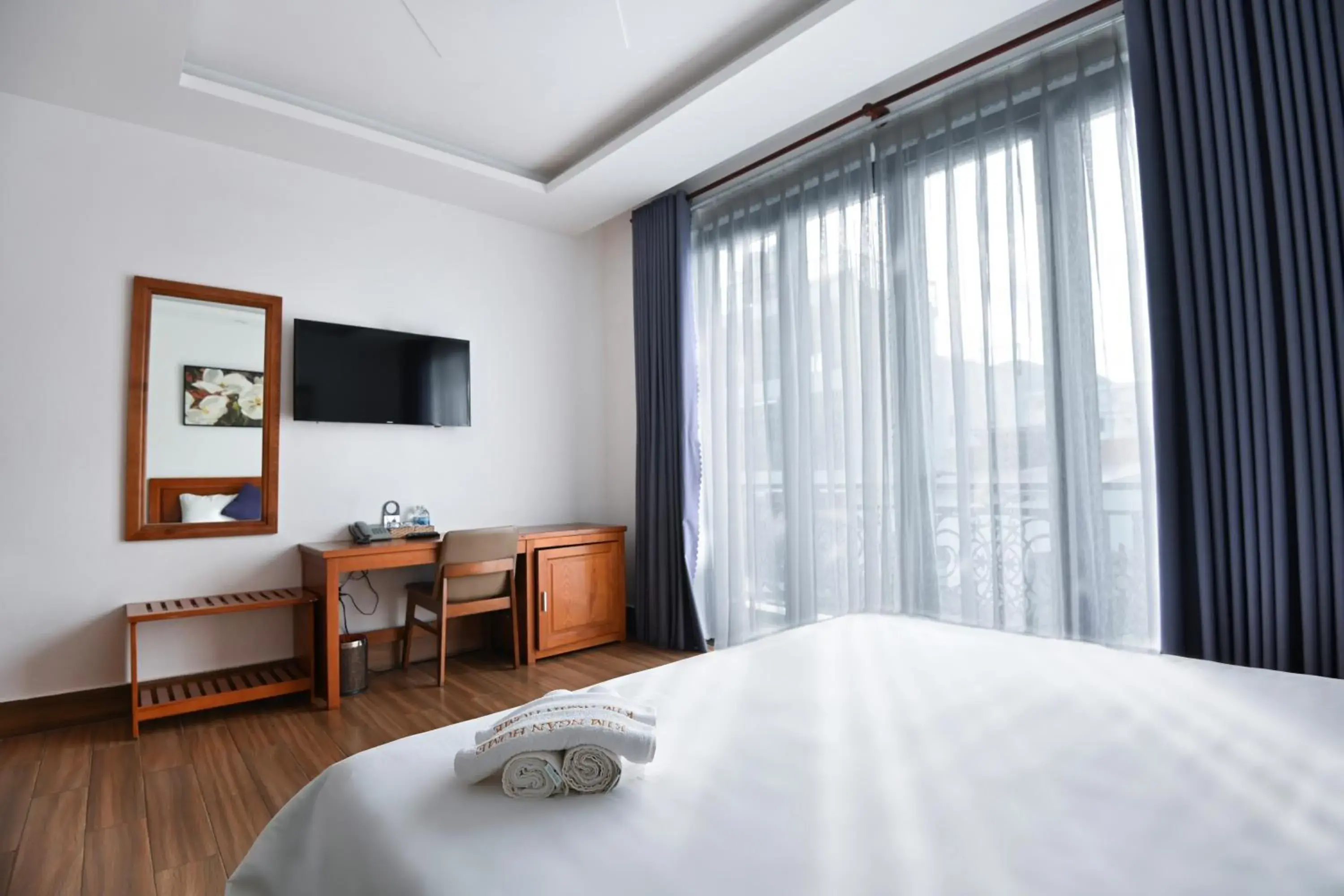 Bedroom, Bed in Kim Ngân Hotel Bedroom, Bed in Kim Ngân Hotel