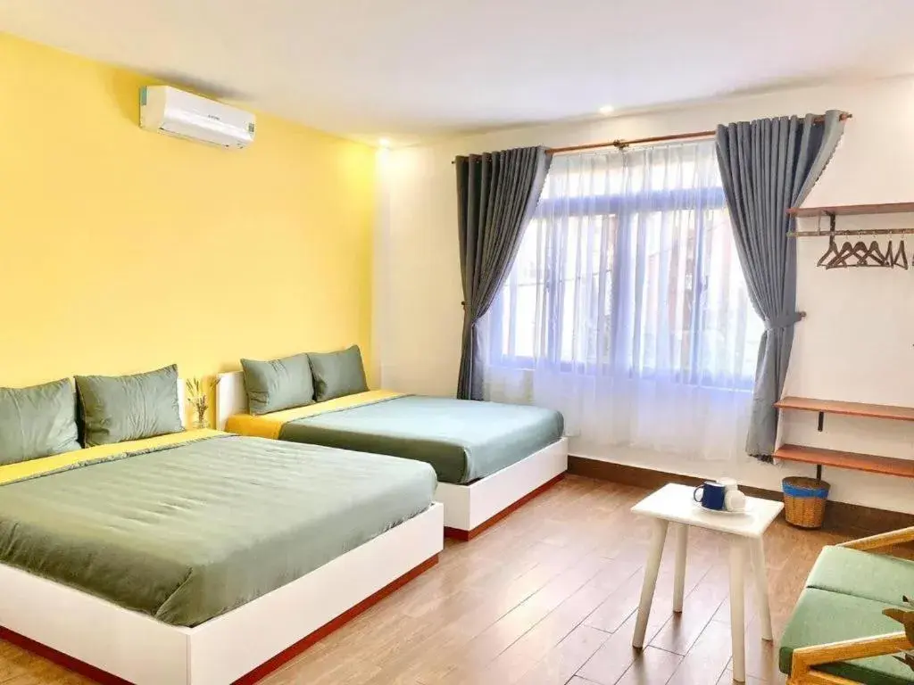 Bed in Kim Ngân Hotel Bed in Kim Ngân Hotel