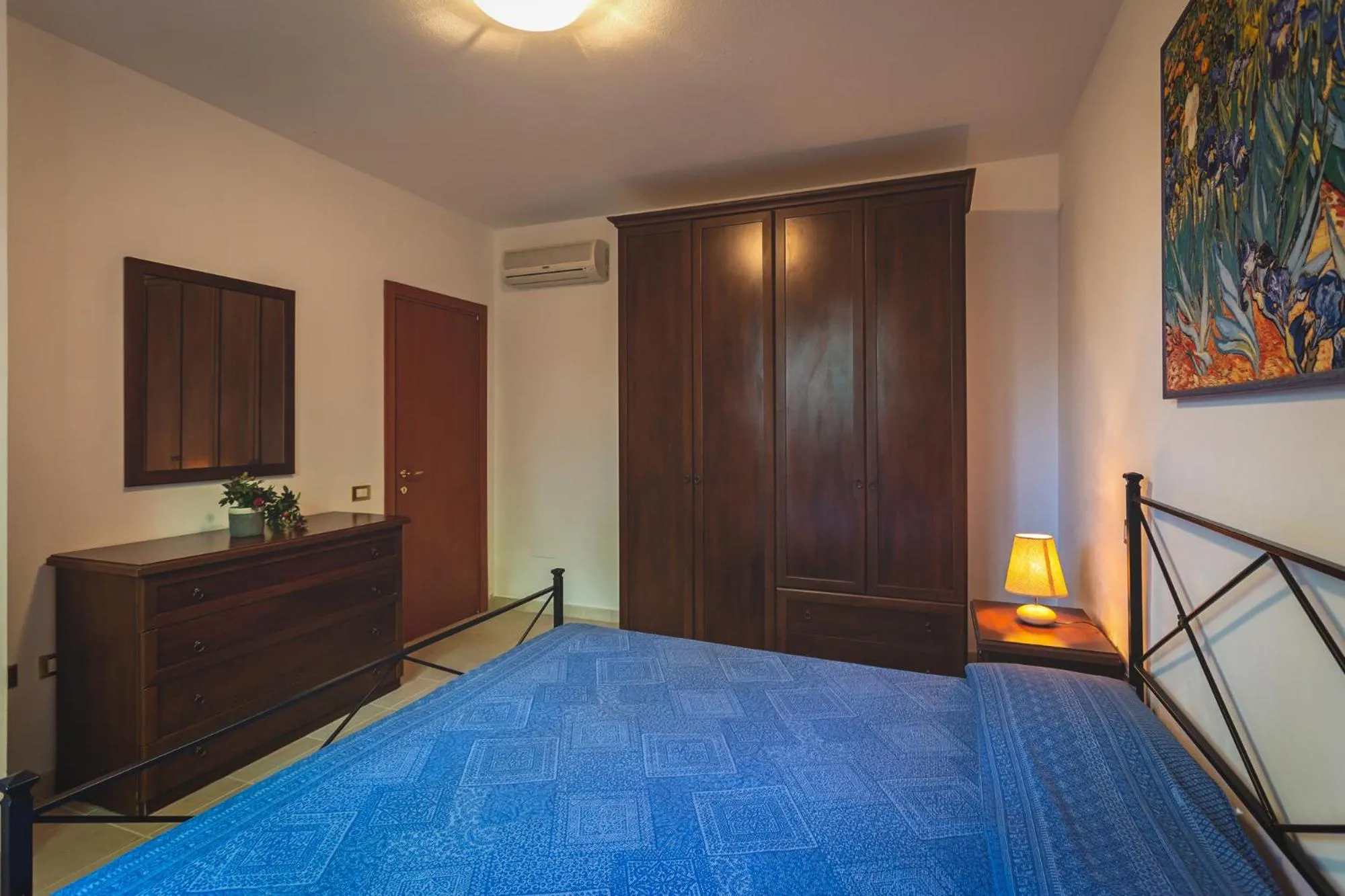 Bed in Matteo's Apartments