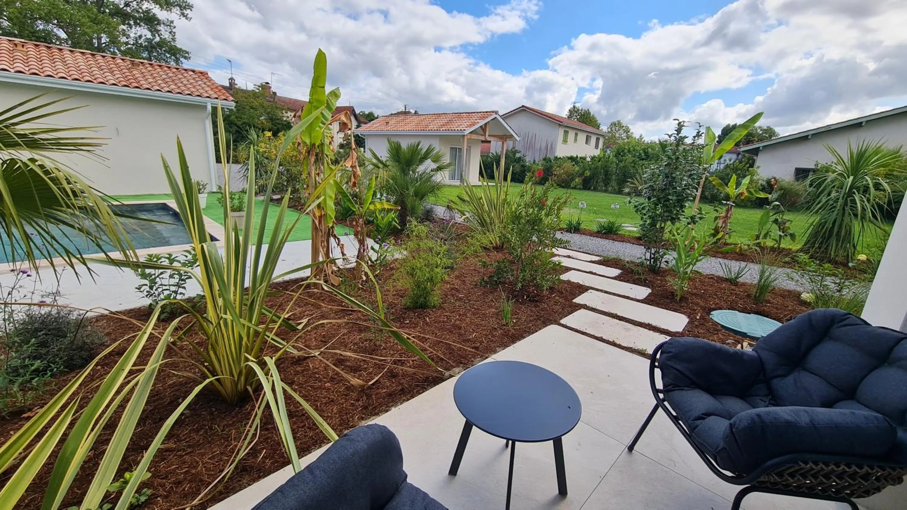 Garden in L'Expression