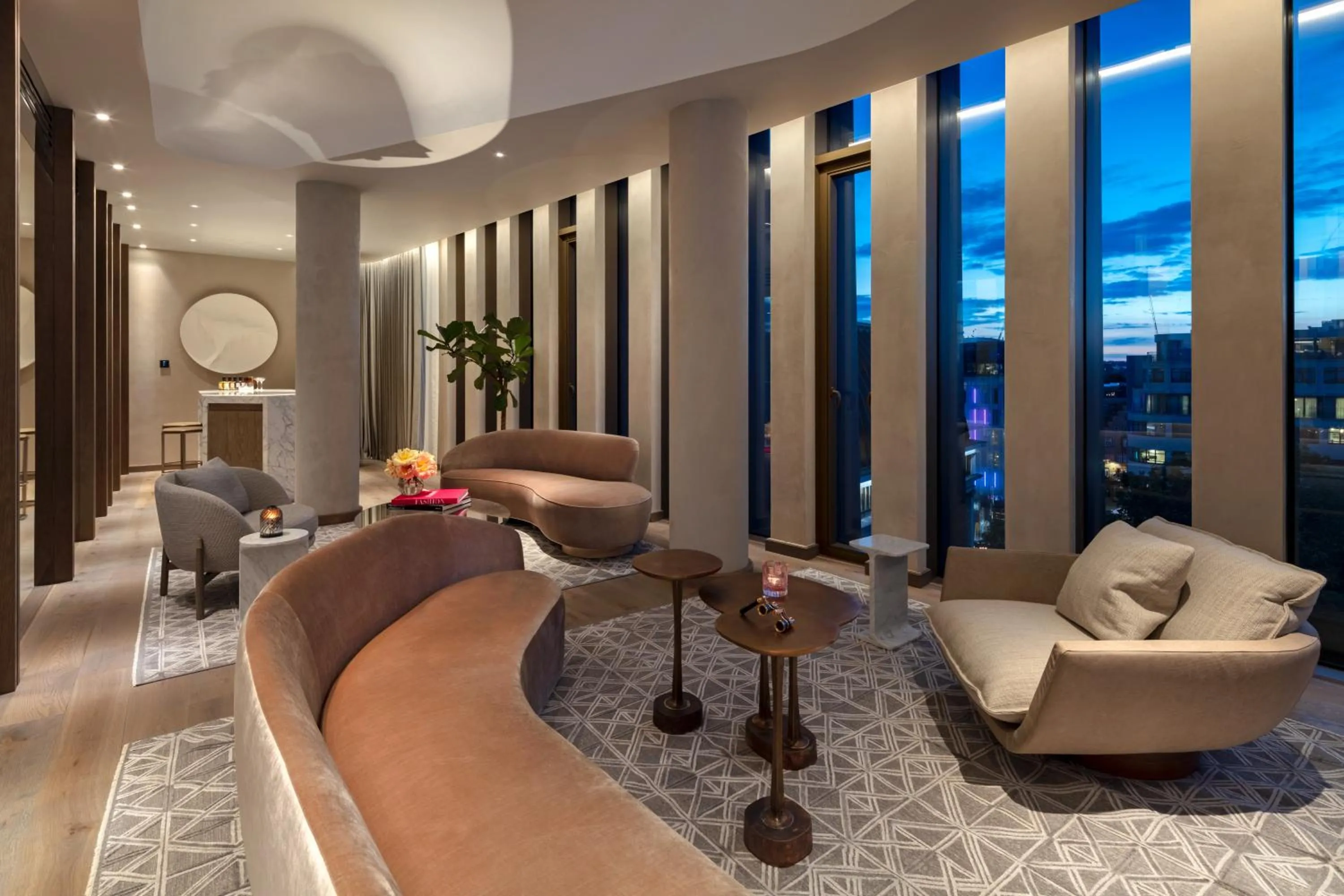 Living room in The Londoner