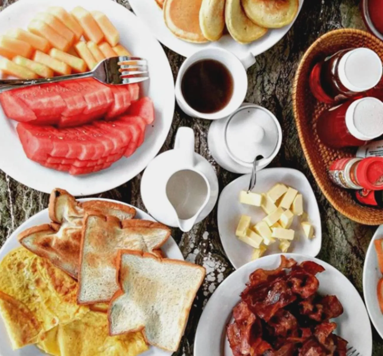 Buffet breakfast in Villa Kaira Estate by Villas Direct Bali