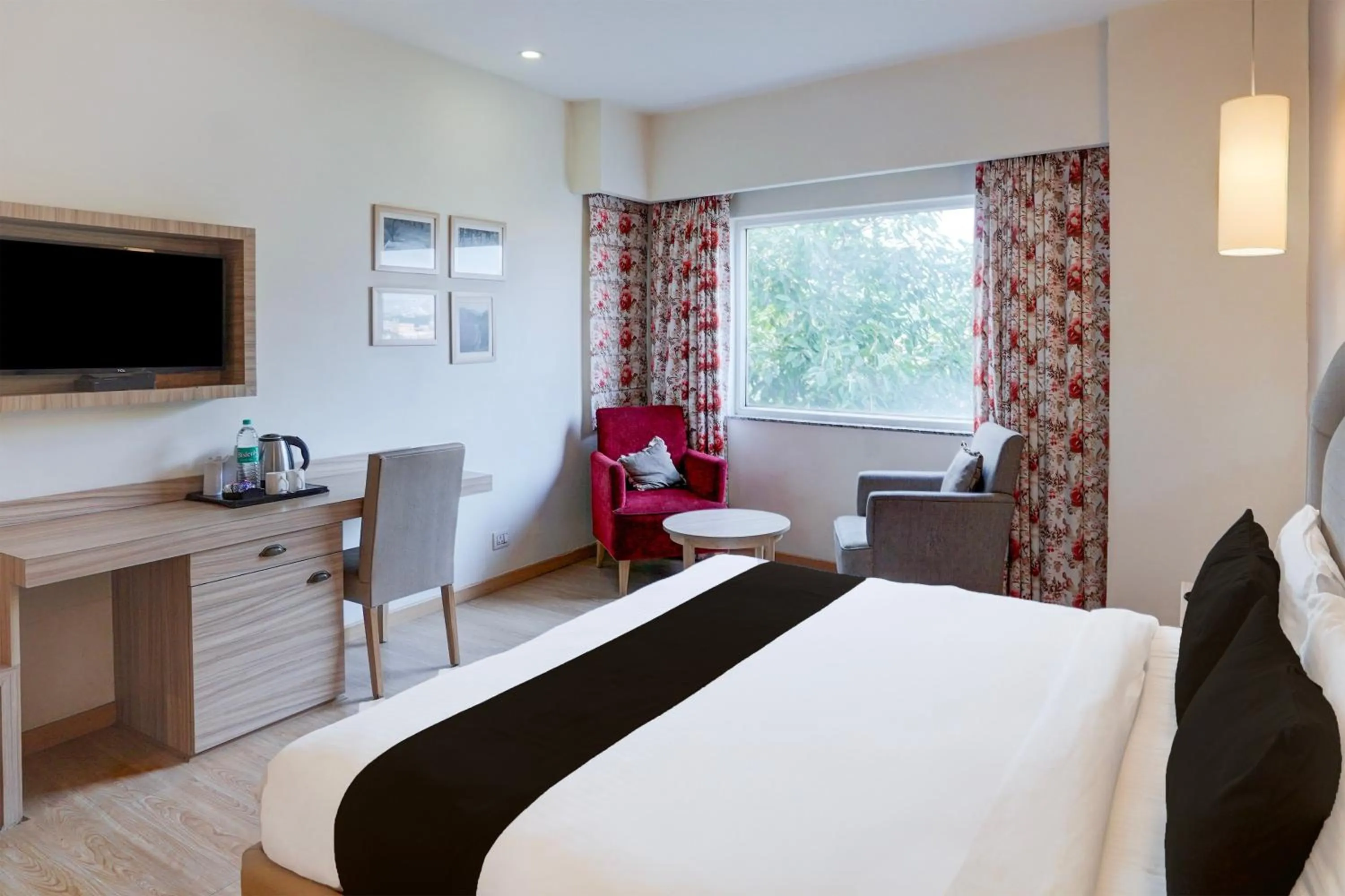 Standard Double Room - single occupancy in Super Townhouse Oak Rajpur Road Dehradun