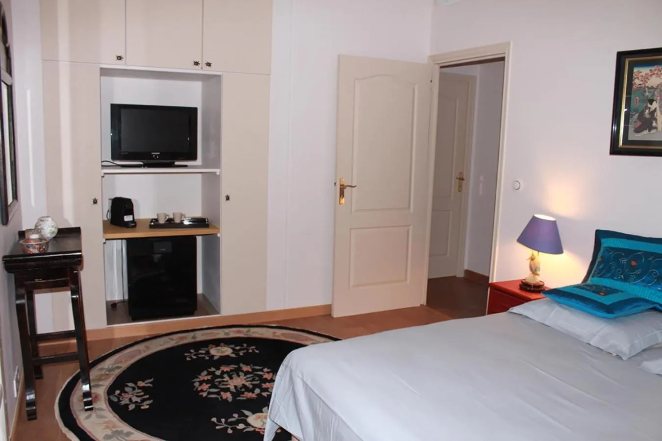 Photo of the whole room, Bed in La Villa Topi