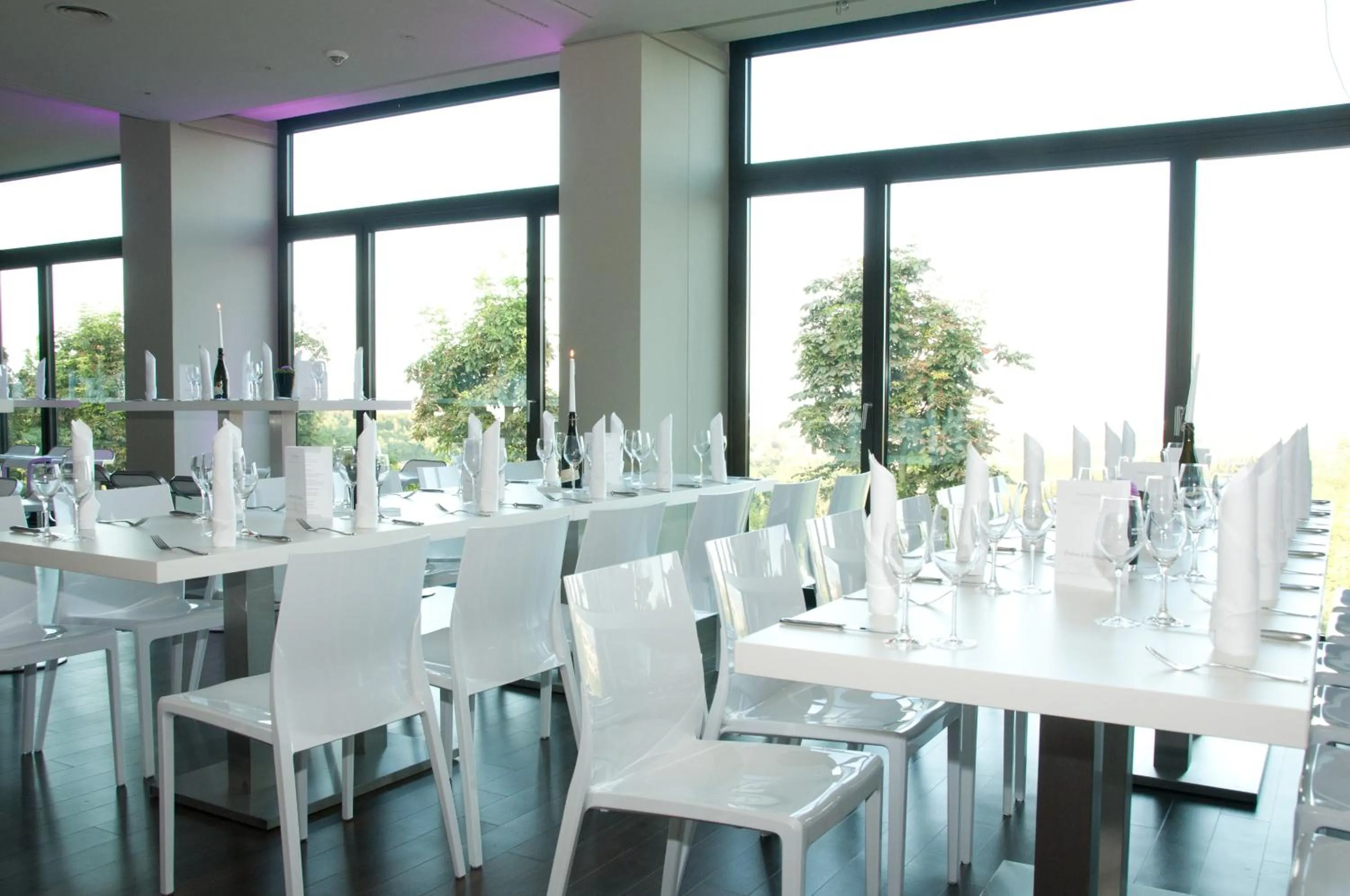 Restaurant/places to eat in Schlosshotel Kassel