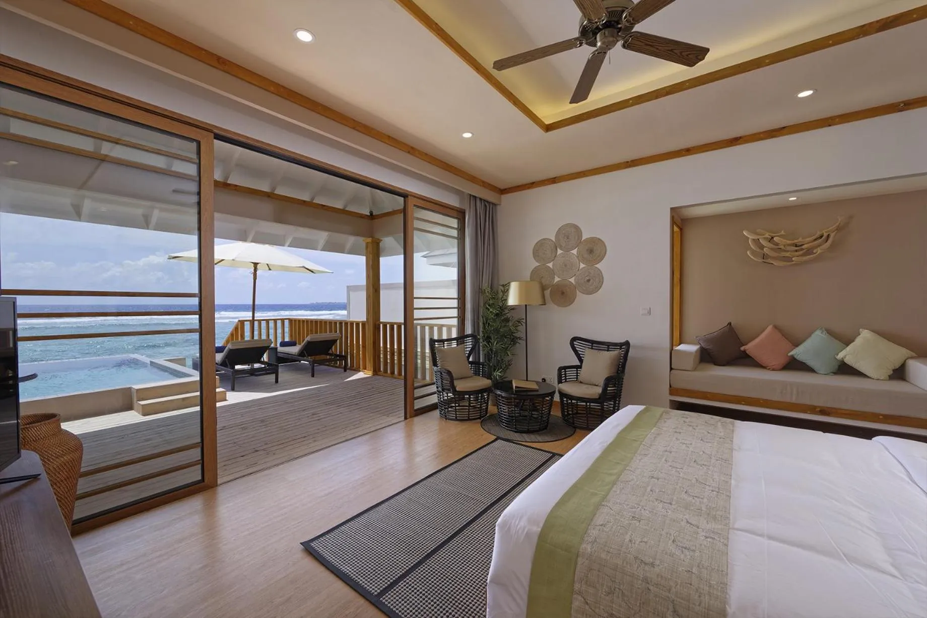 Sea view, Bed in Brennia Kottefaru Maldives