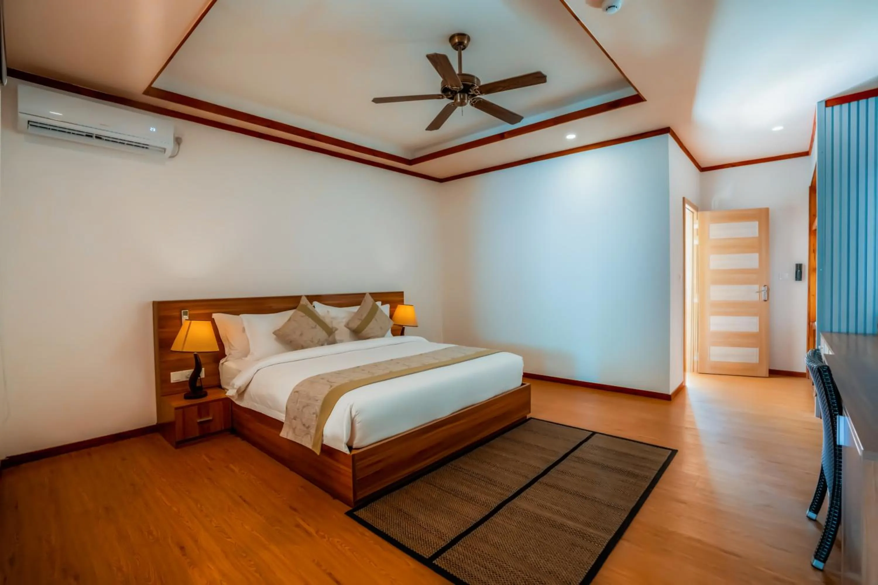 Bedroom, Bed in Brennia Kottefaru Maldives