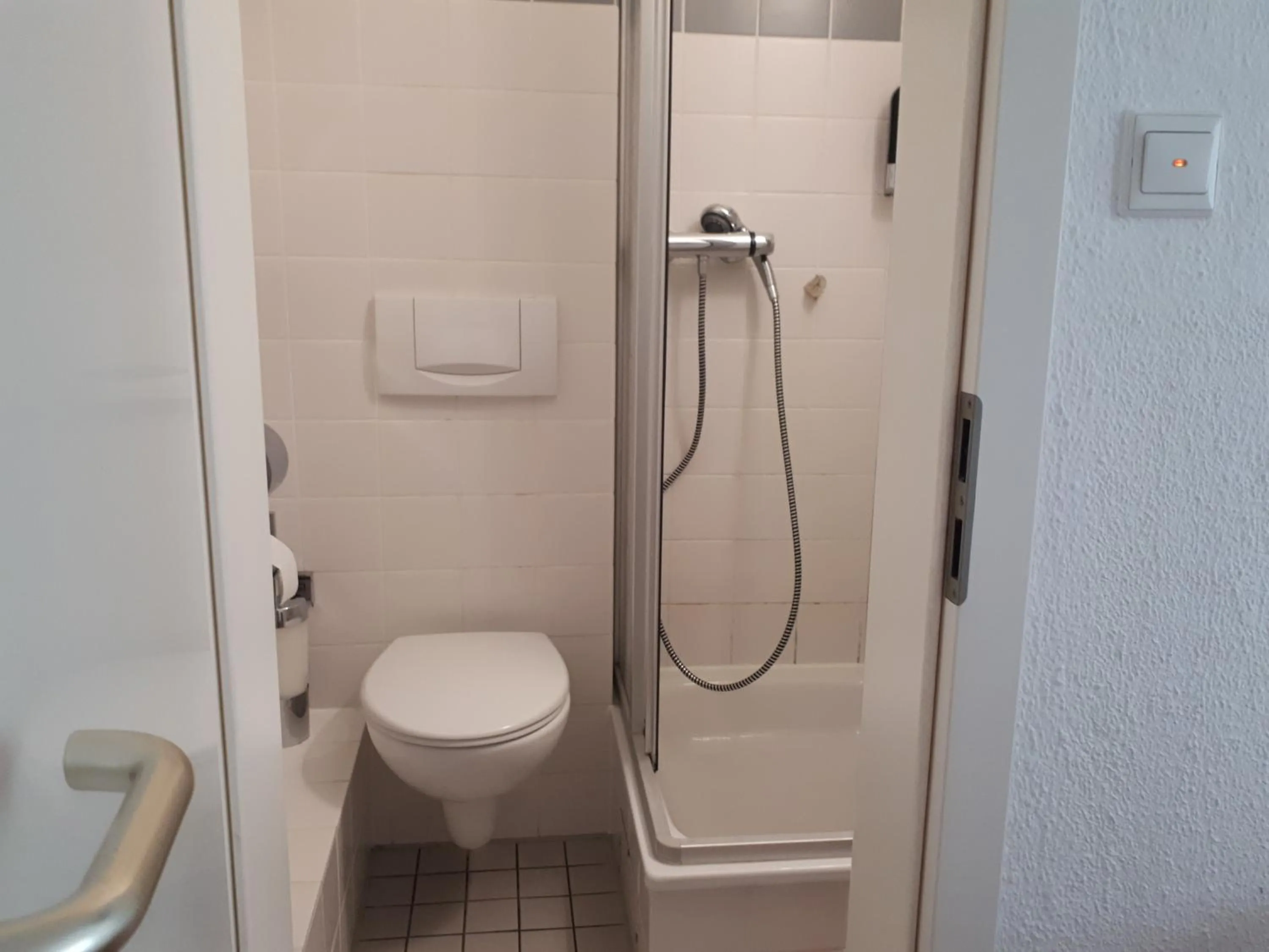 Bathroom in Hotel Taverne Inos